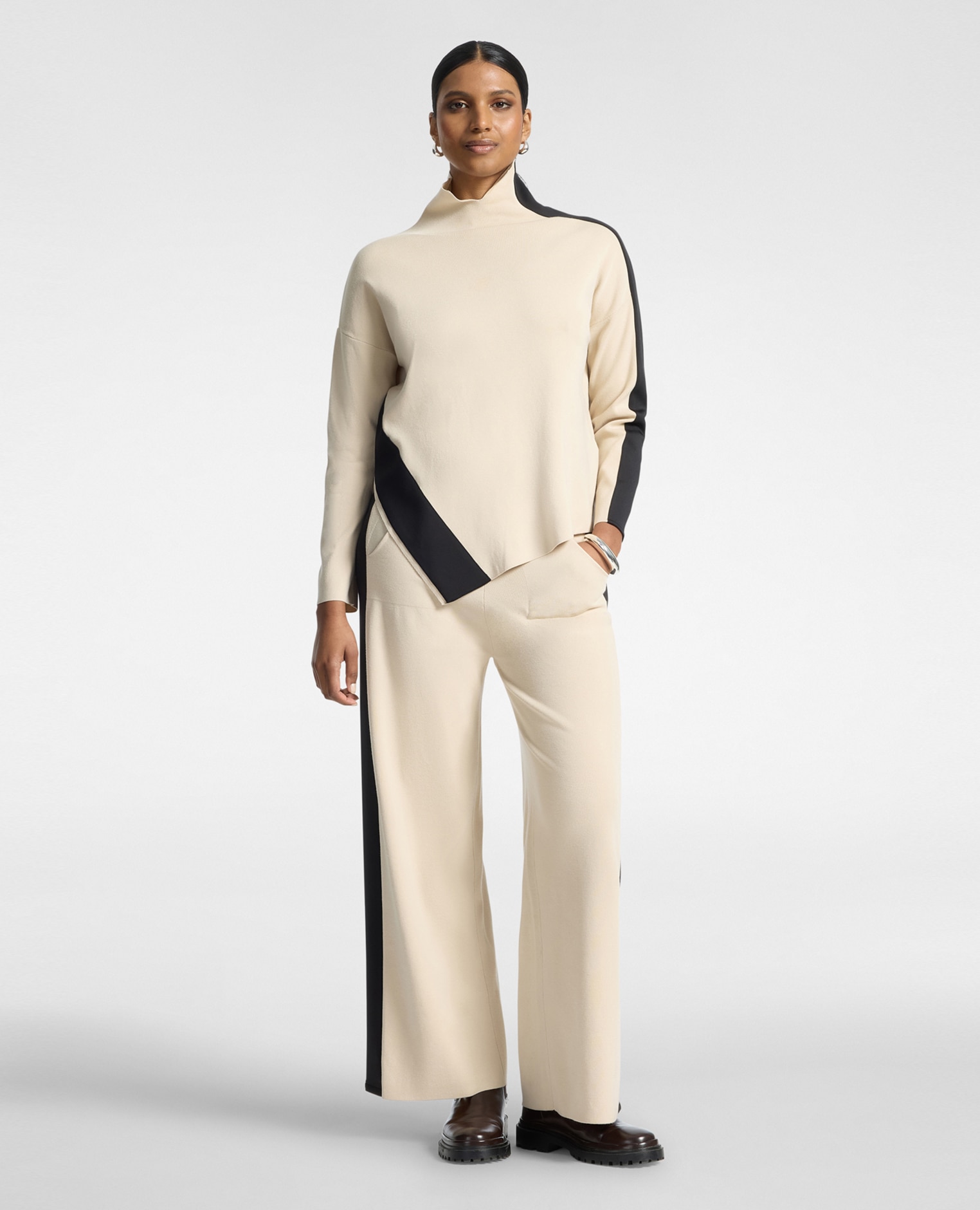 Pantalones de mujer palazzo de punto con cordón ajuste acampanado cierre con cordón ajustable en la cintura - Elena Miró - Beige Beige-1