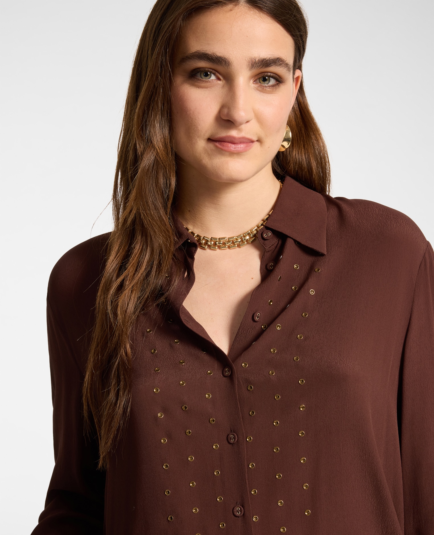 Imagen 4 de Camisa de mujer de viscosa con strass ajuste oversize cierre con botones - Elena Miró - Marrón Marrón