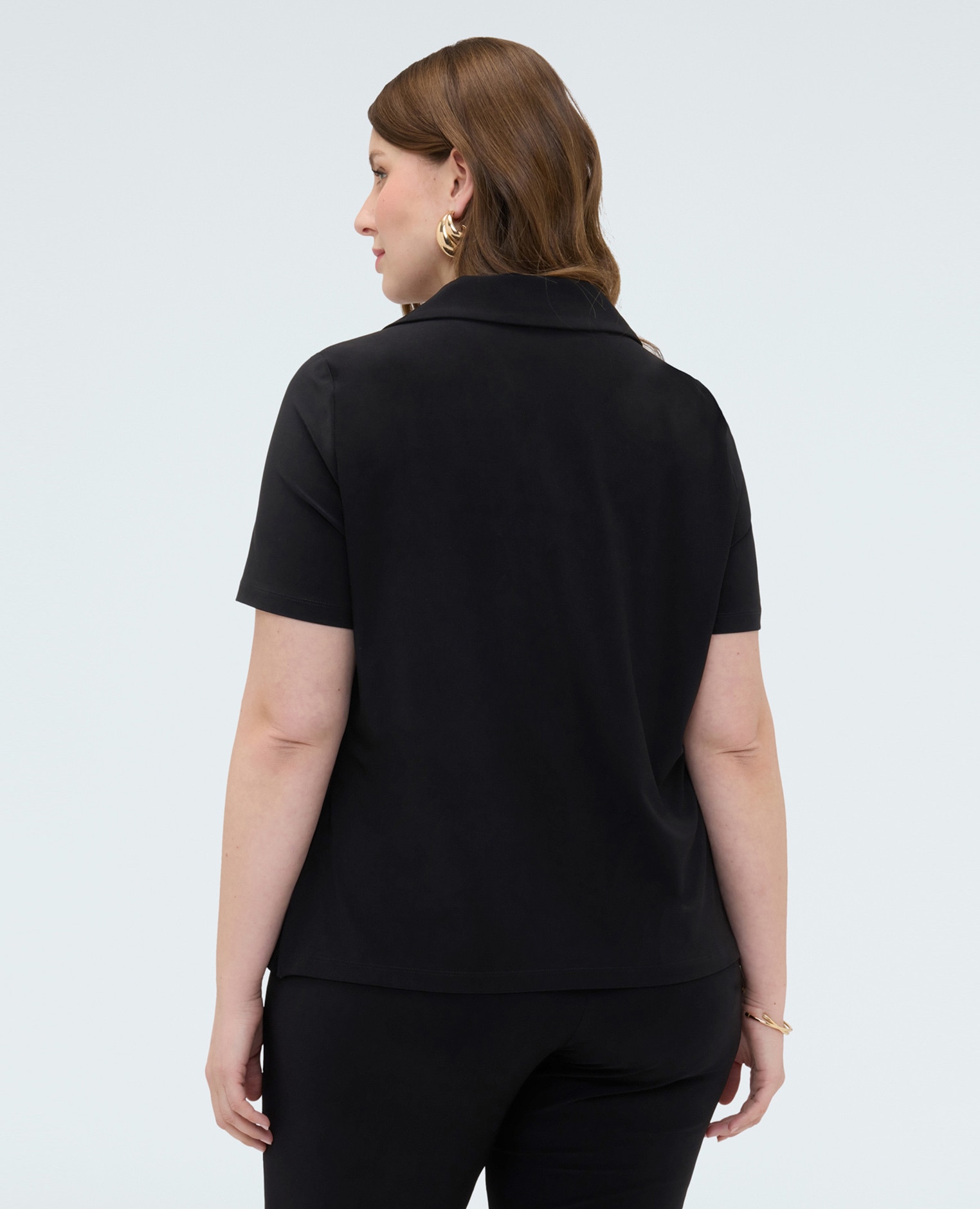 Camiseta de mujer de jersey con detalle en el escote ajuste y diseño para el máximo confort - Fiorella Rubino - Negro Negro-2