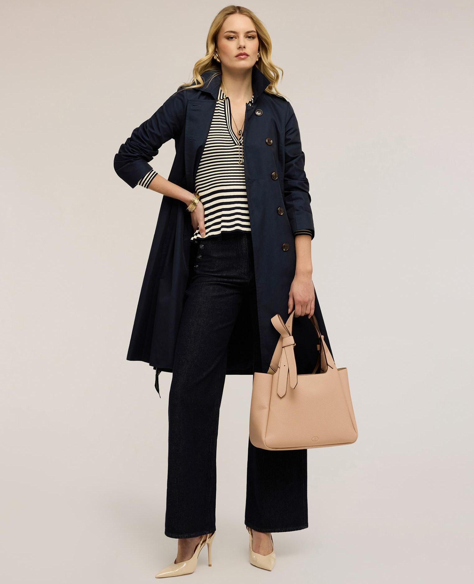 Trench de mujer en drill de mezcla de algodón con doble cinturón cuello de solapa y cierre cruzado con botones a la vista - Motivi - Azul Azul-4