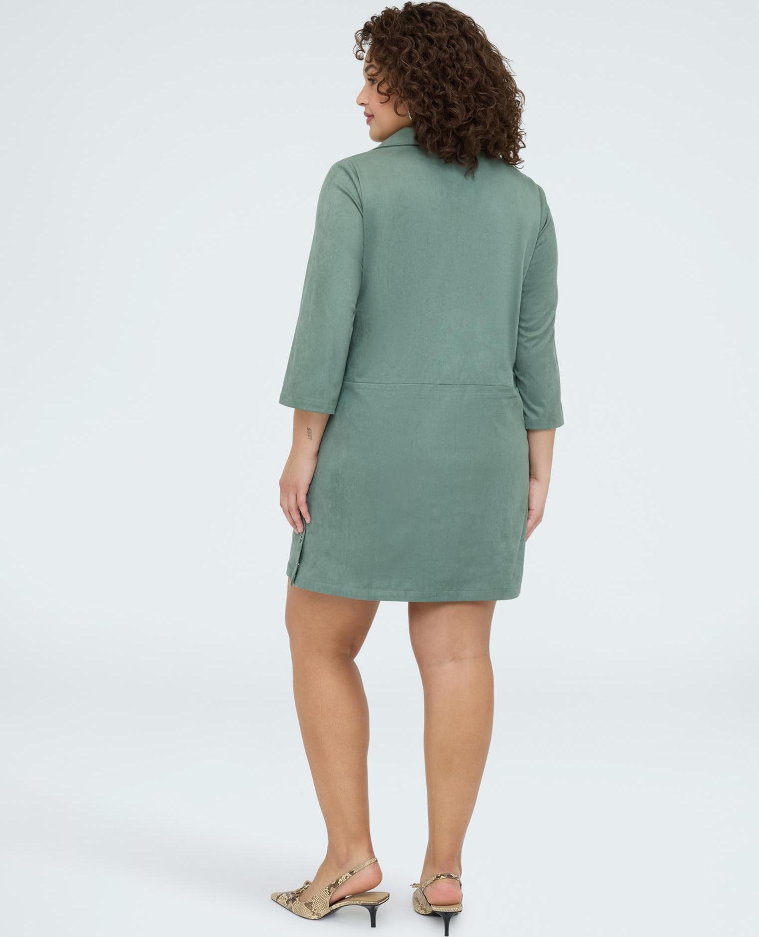 Vestido corto soft touch con cuello polo mangas tres cuartos - Fiorella Rubino - Verde claro Verde claro-2