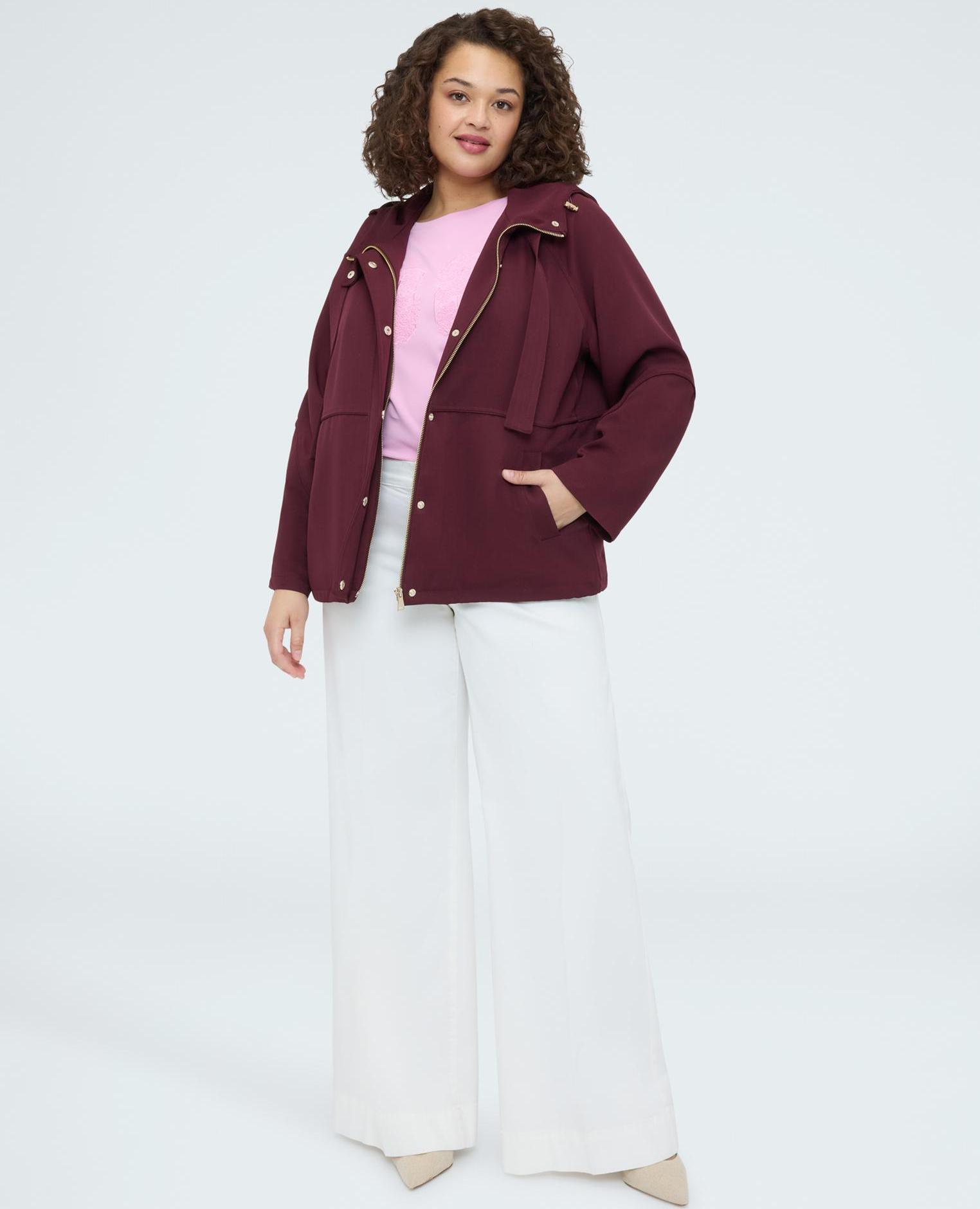 Parka de mujer de paño con capucha mangas ranglan y bolsillos aplicados - Fiorella Rubino - Burdeos Burdeos-3