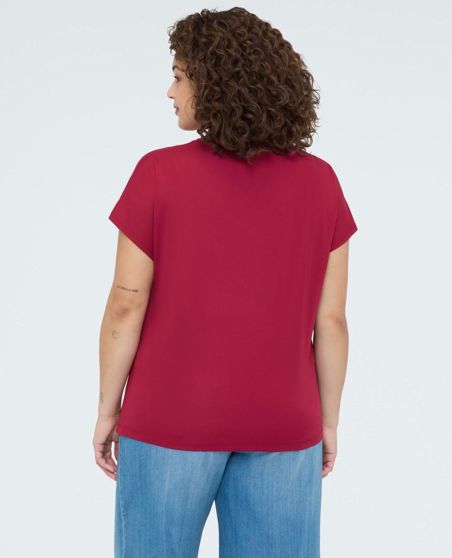 Camiseta de mujer con drapeado y destellos de luz efecto asimétrico - Fiorella Rubino - Burdeos Burdeos-2