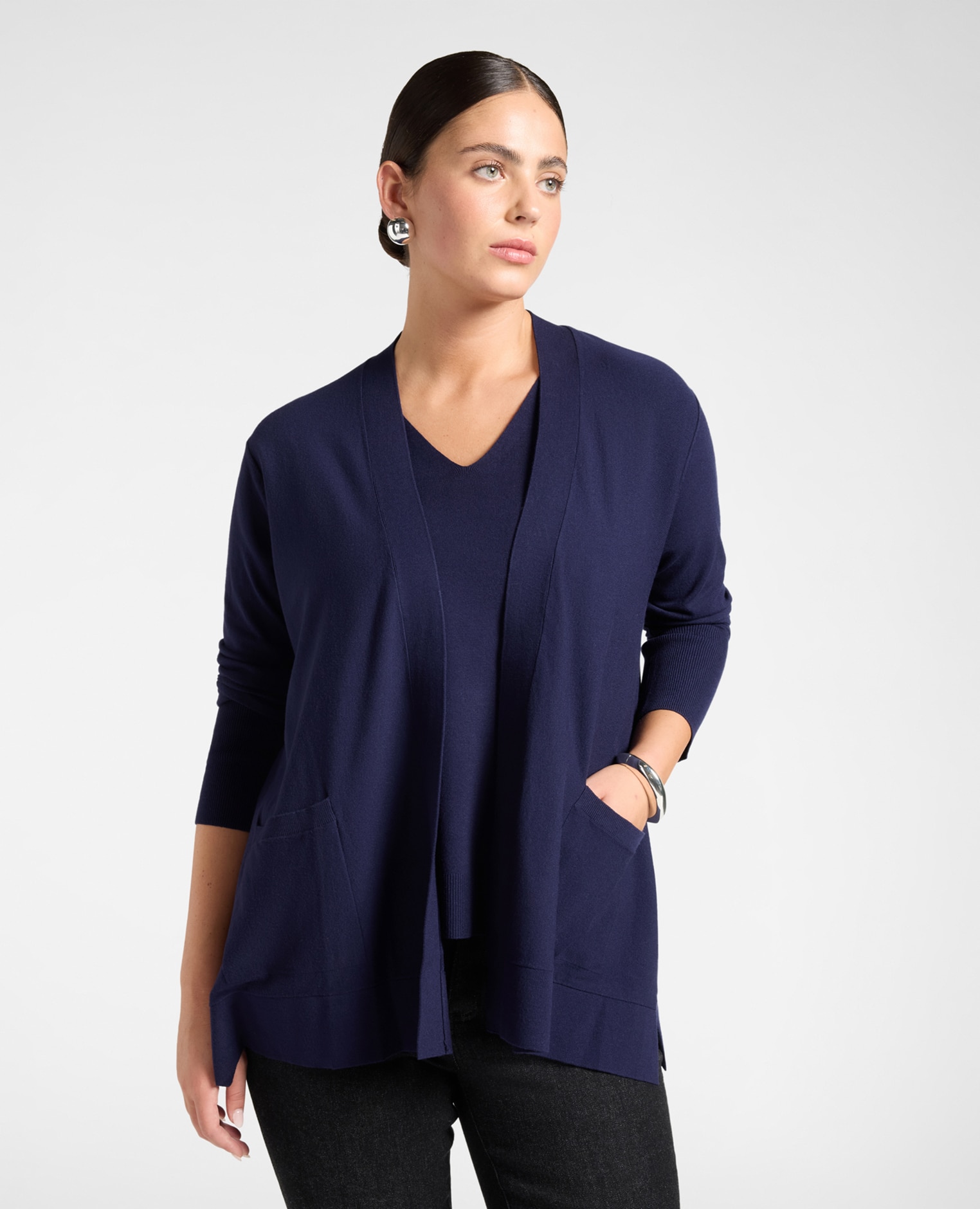 Imagen 0 de Cardigan de mujer de viscosa comfort modelo de longitud media con línea en a sin cierre Azul