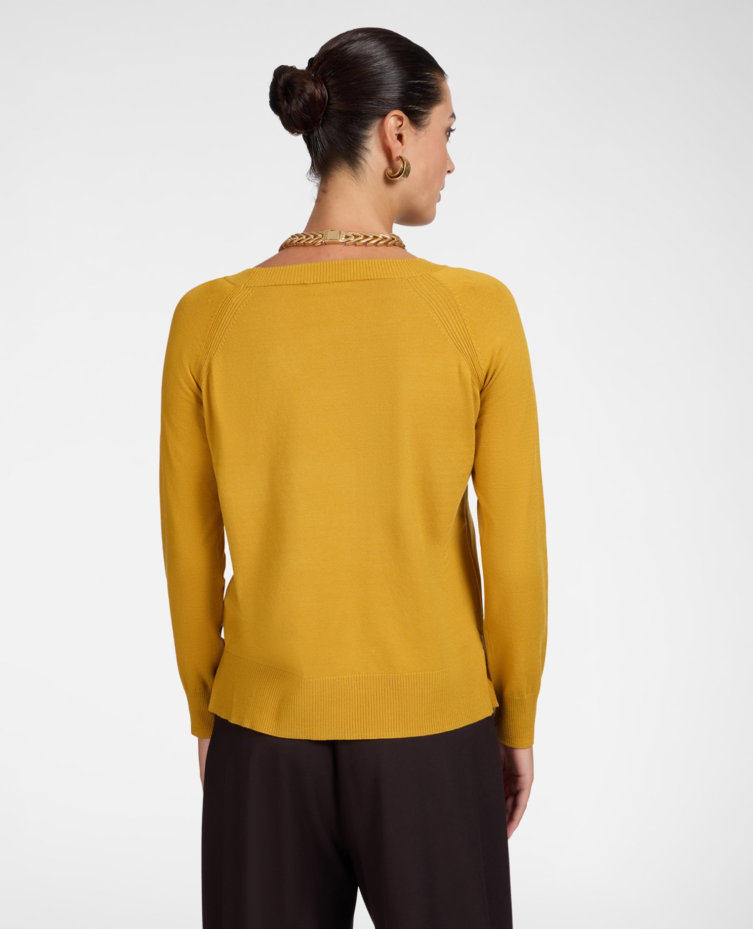 Jersey de mujer de cuello redondo en viscosa ajuste regular y longitud media Amarillo Elena Miró Amarillo-2