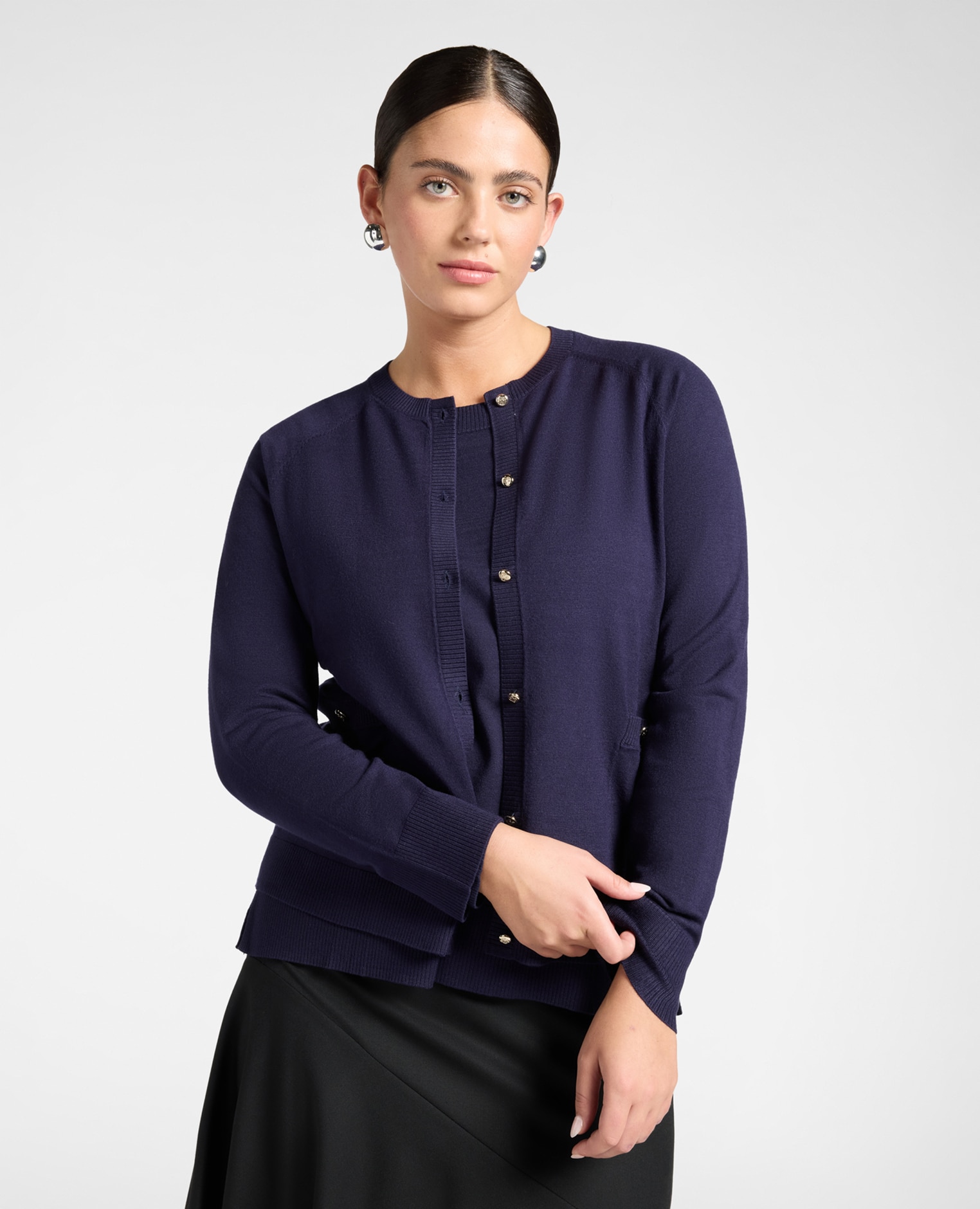 Imagen 0 de Chaqueta de mujer de punto en viscosa con bolsillos modelo regular con cierre de botones en el frente Azul