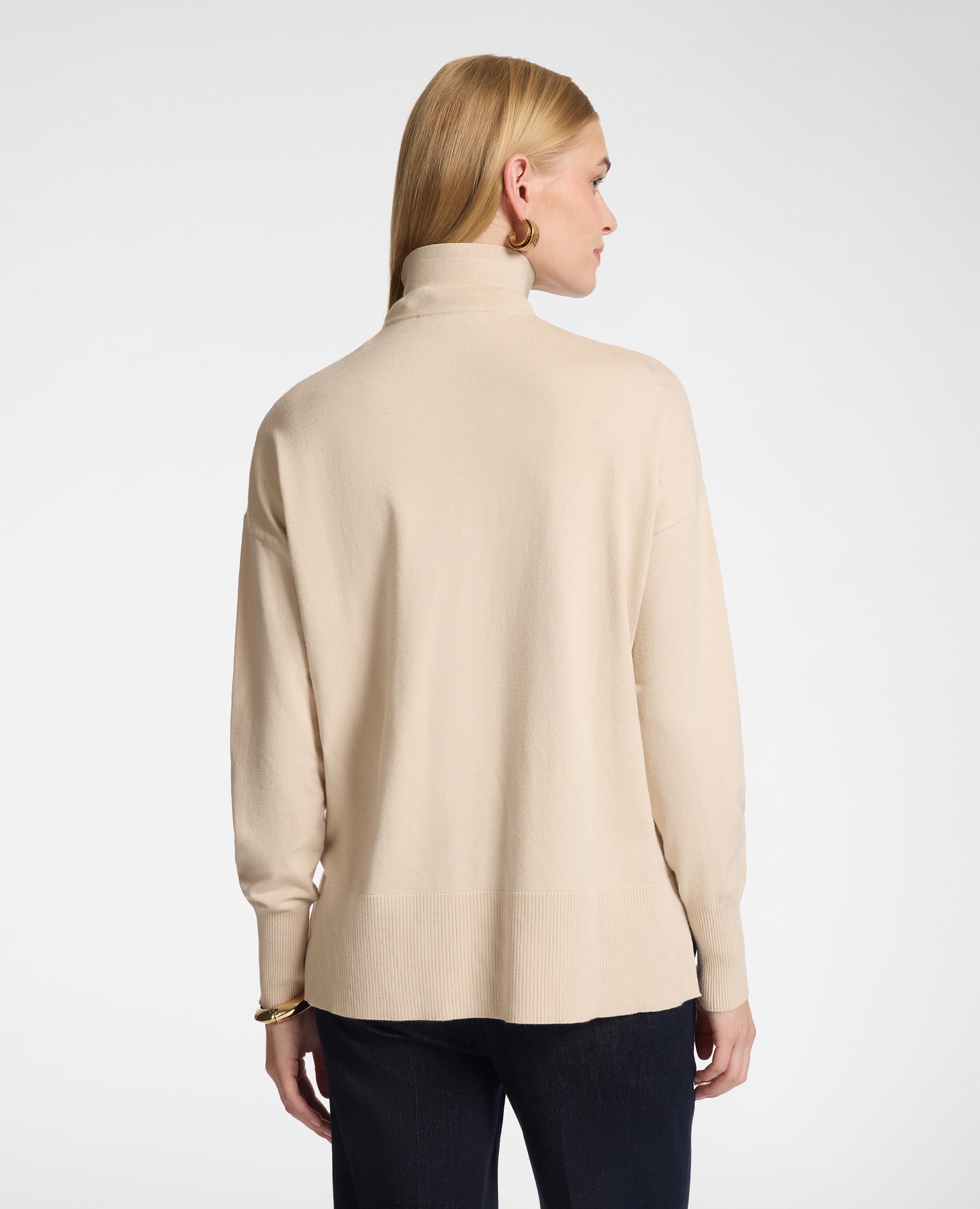 Jersey de mujer polo de viscosa con botones joya modelo boxy de longitud media con cierre de botones en el frente - Elena Miró - Beige Beige-2