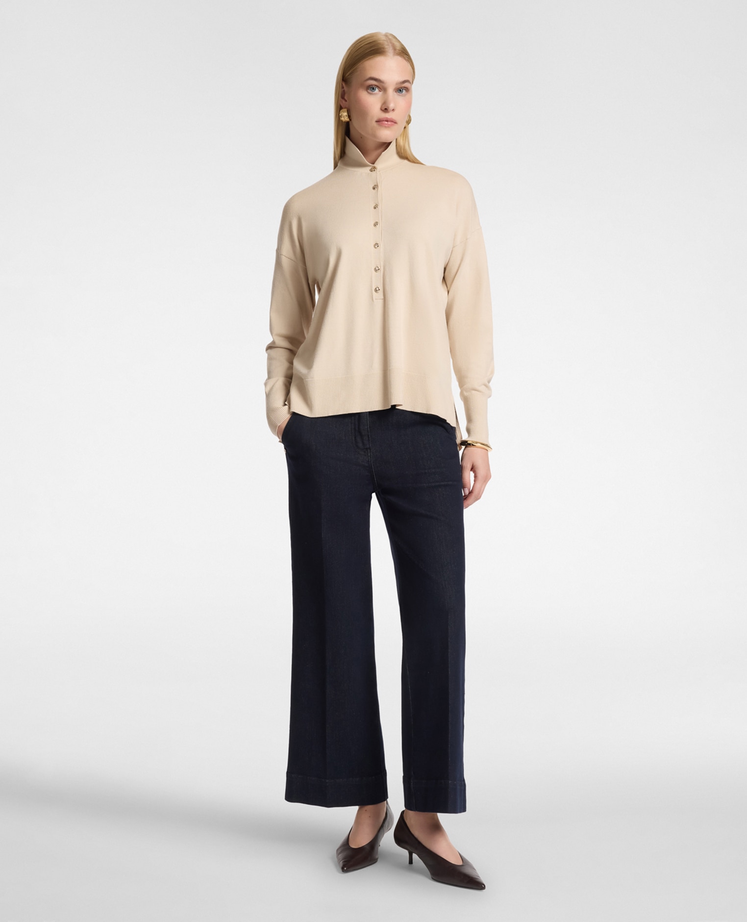 Jersey de mujer polo de viscosa con botones joya modelo boxy de longitud media con cierre de botones en el frente - Elena Miró - Beige Beige-3
