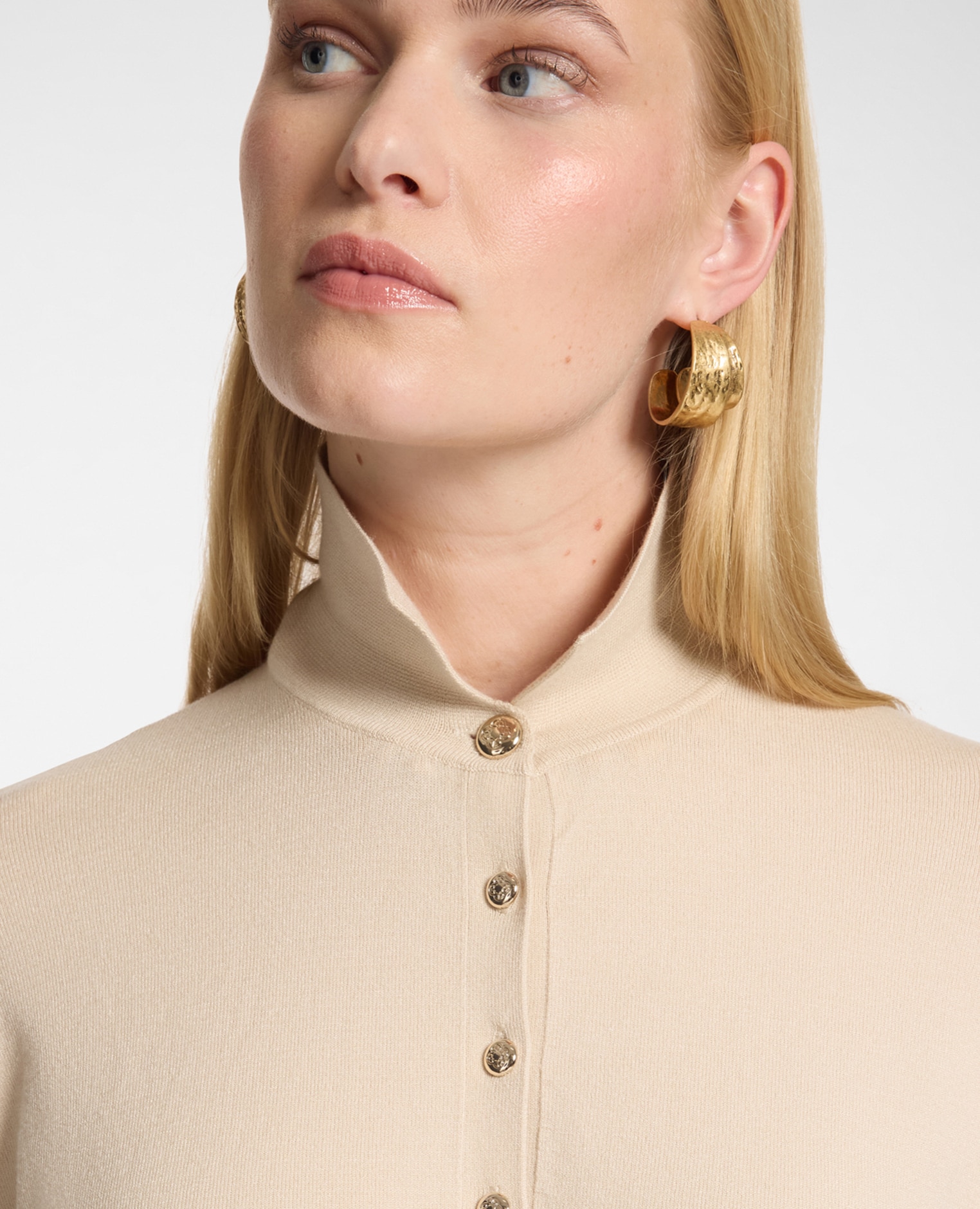 Jersey de mujer polo de viscosa con botones joya modelo boxy de longitud media con cierre de botones en el frente - Elena Miró - Beige Beige-4