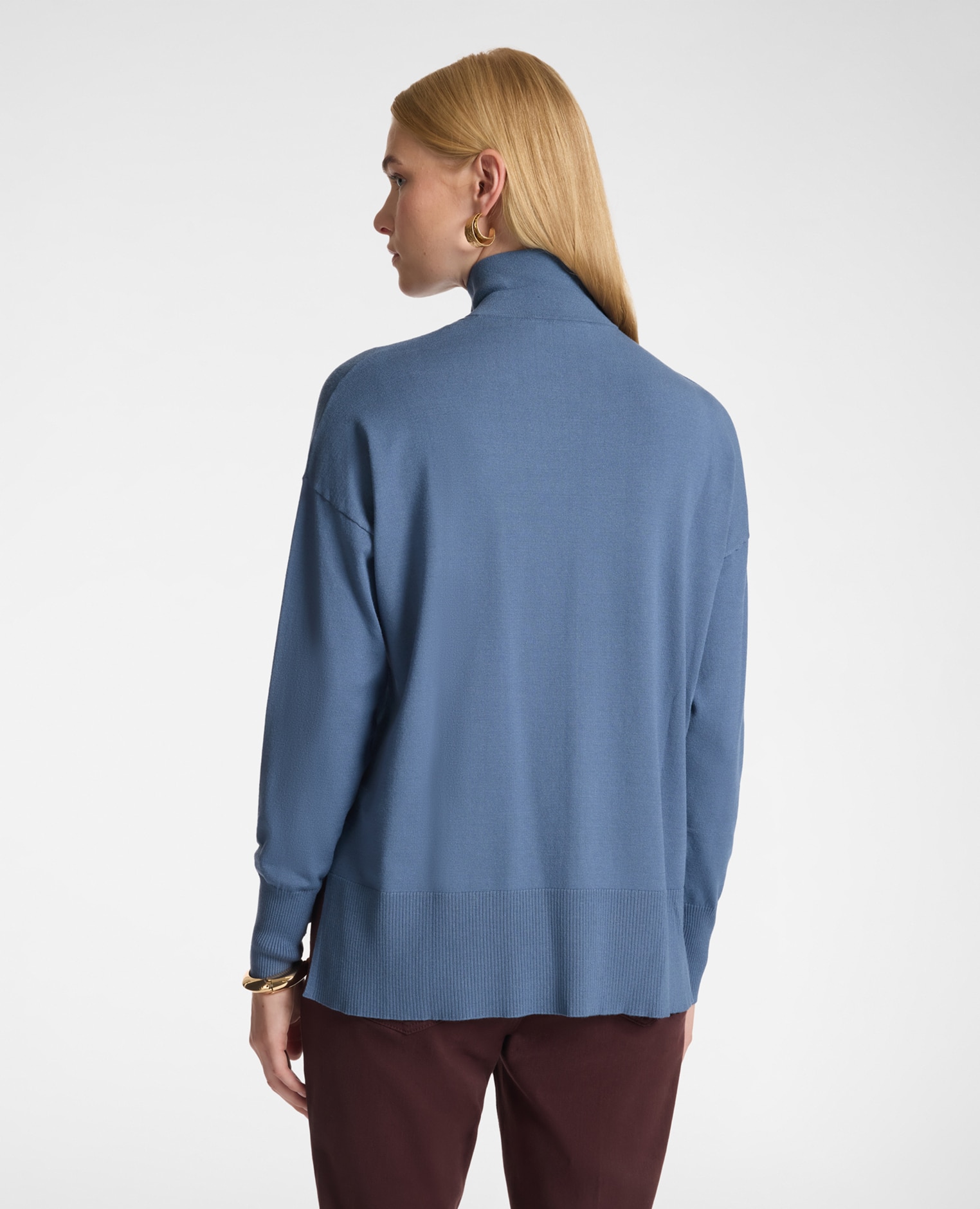Jersey de mujer polo de viscosa con botones joya modelo boxy de longitud media con cierre de botones en el frente - Elena Miró - Azul claro Azul claro-2
