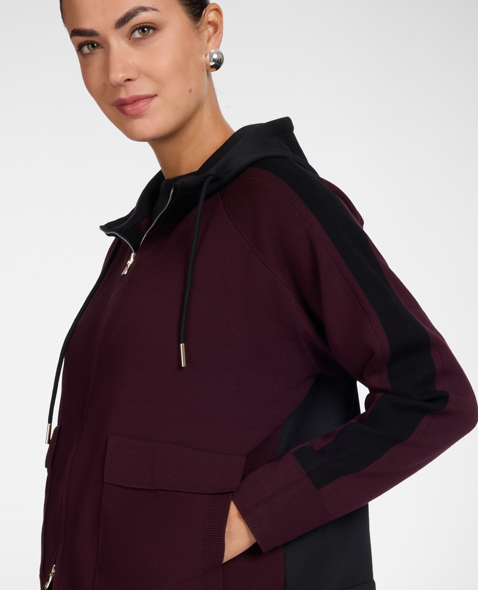 Chaqueta de mujer de punto con capucha cremallera y bandas en contraste ajuste regular largo medio - Elena Miró - Burdeos Burdeos-4