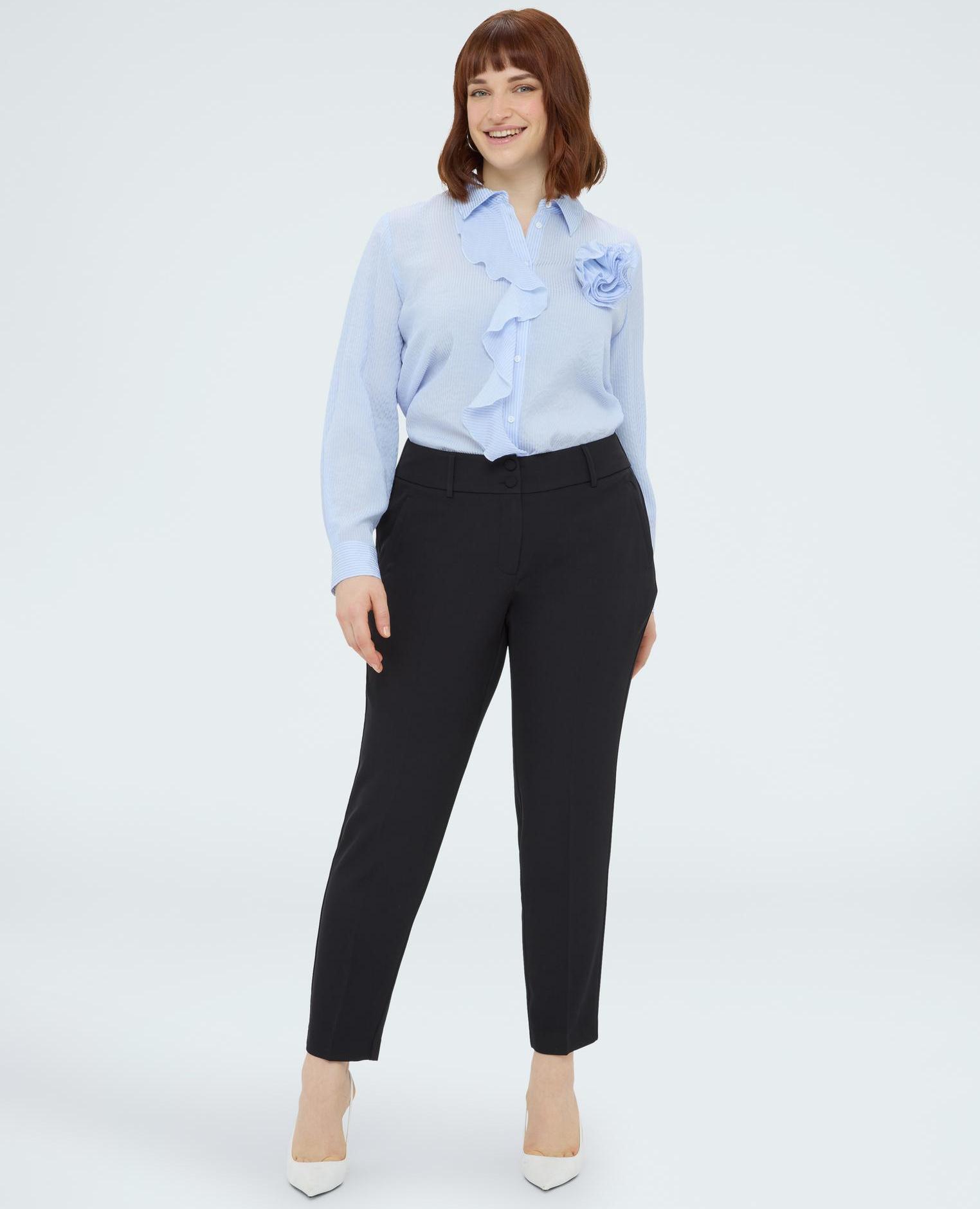 Camisa de mujer con volantes y flor y cierre con botones - Fiorella Rubino - Azul claro Azul claro-3