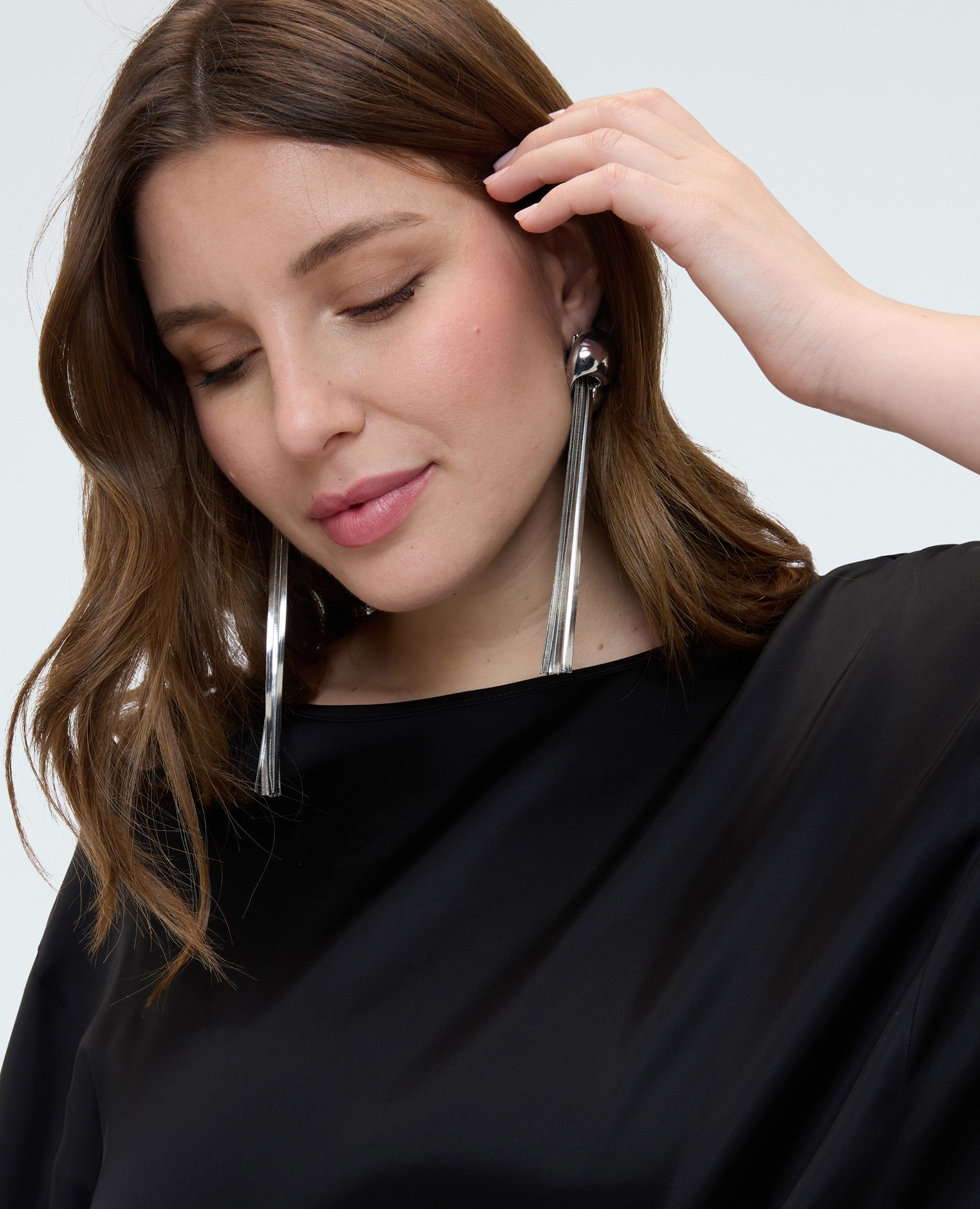 Blusa de mujer de raso con escote barco para una sensación agradable en la piel - Fiorella Rubino - Negro Negro-4