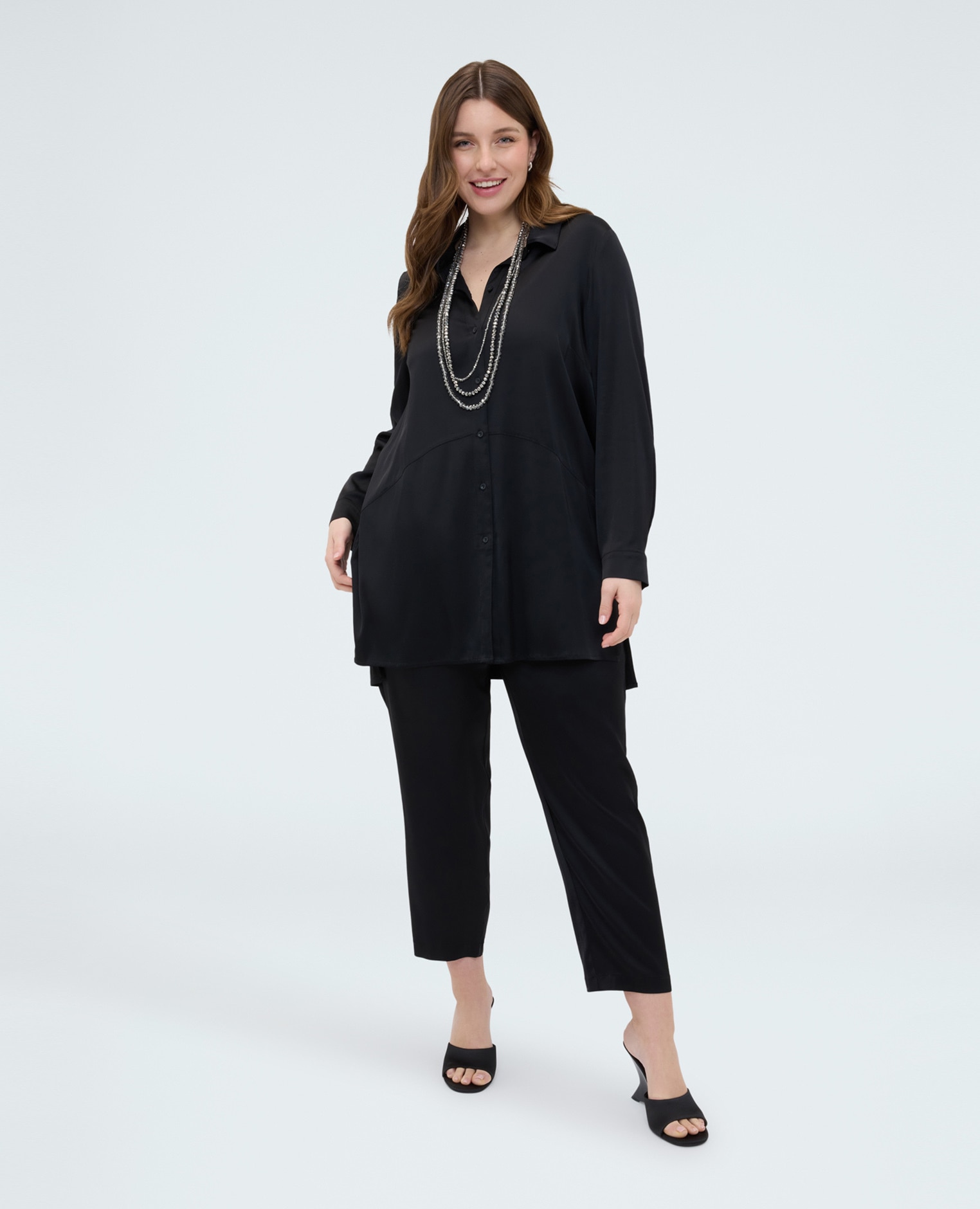 Camisa de mujer en raso stretch línea amplia y suave para el máximo confort - Fiorella Rubino - Negro Negro-3