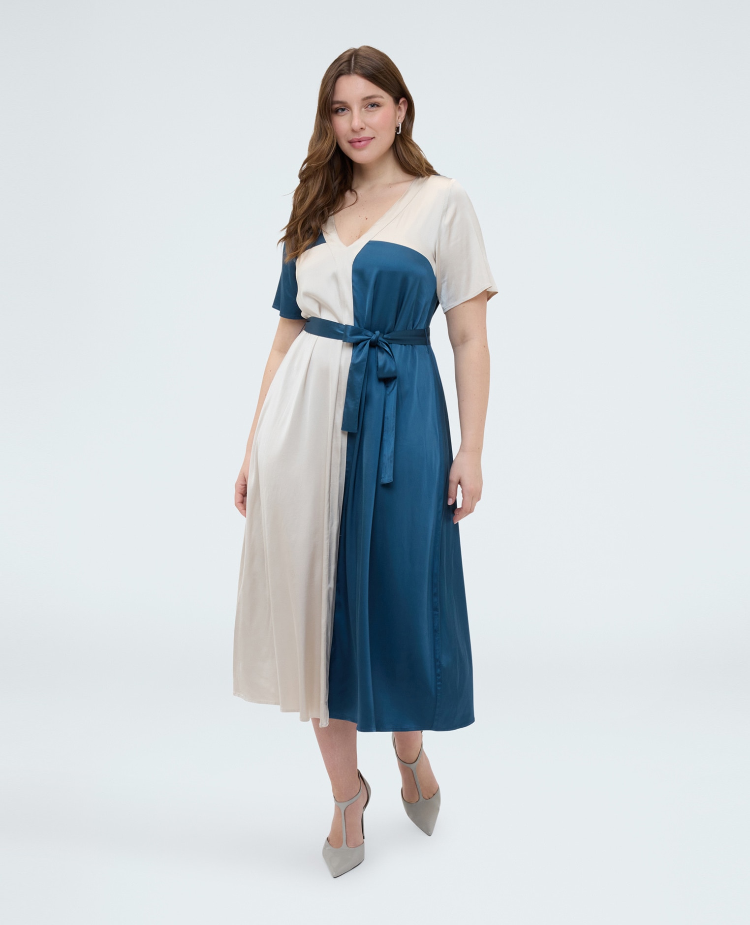 Vestido en raso stretch con cinturón falda flare amplia - Fiorella Rubino - Turquesa Turquesa-1