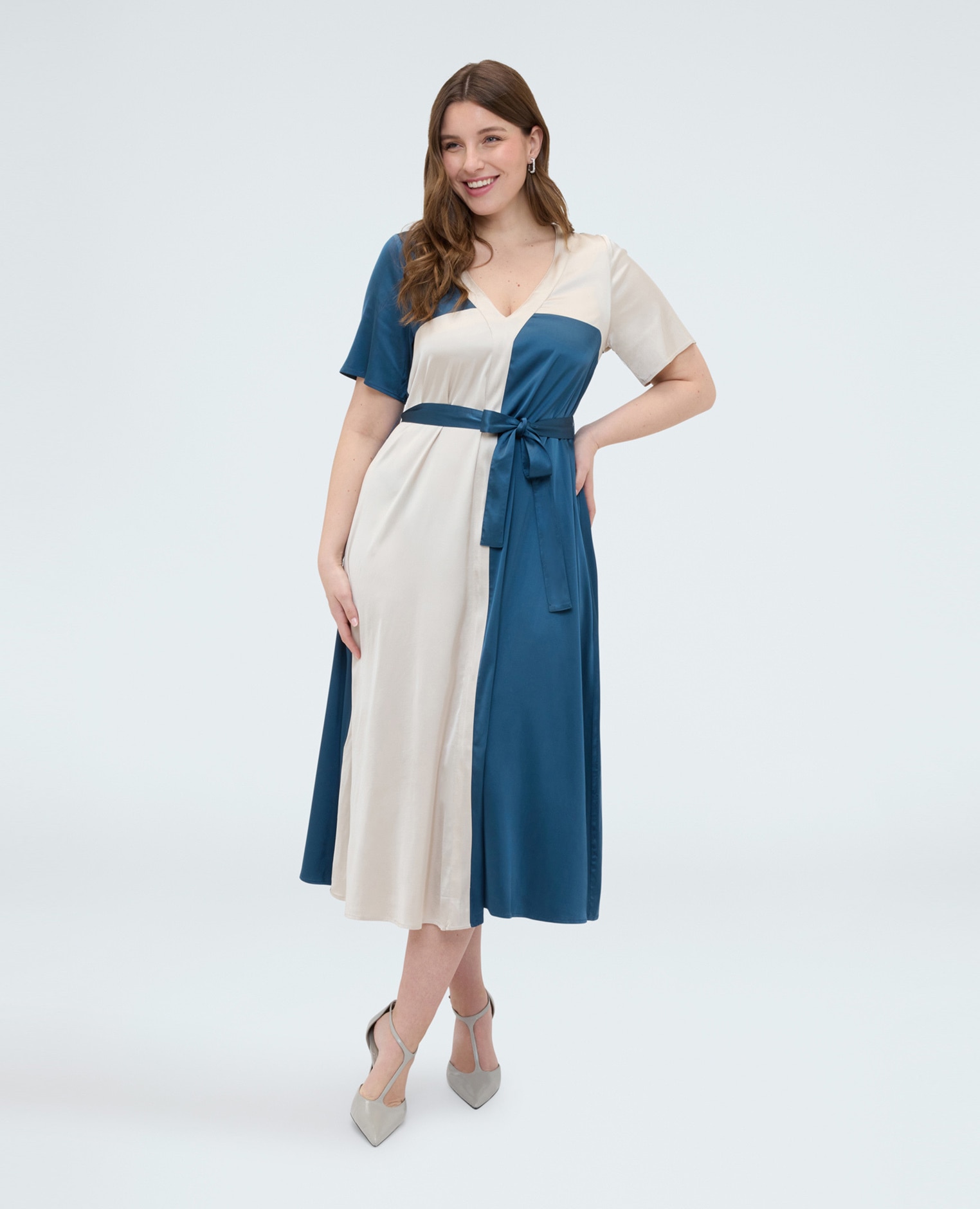 Vestido en raso stretch con cinturón falda flare amplia - Fiorella Rubino - Turquesa Turquesa-3