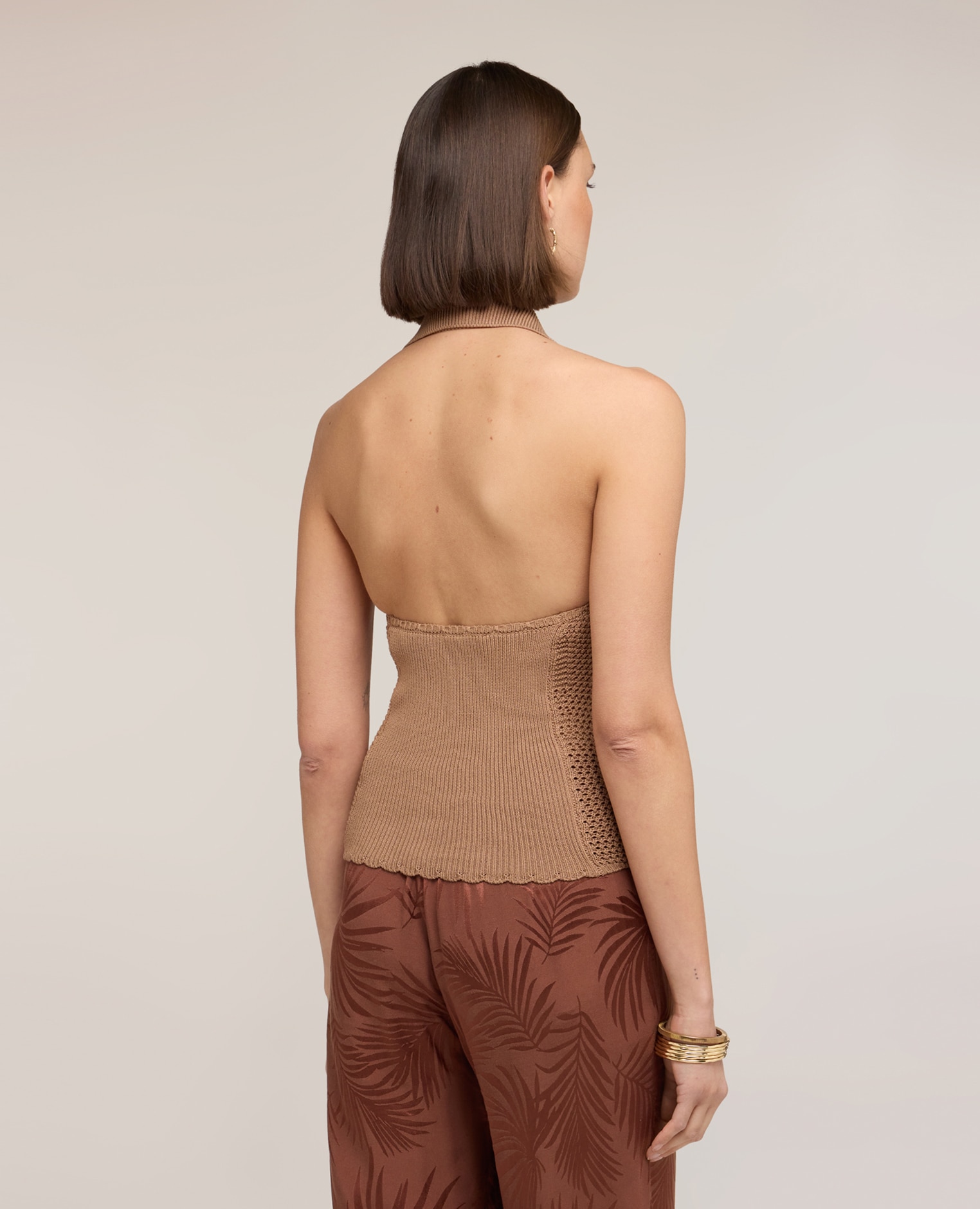 Top de mujer de punto calado con cuello escote halter con cuello - Motivi - Marrón Marrón-2