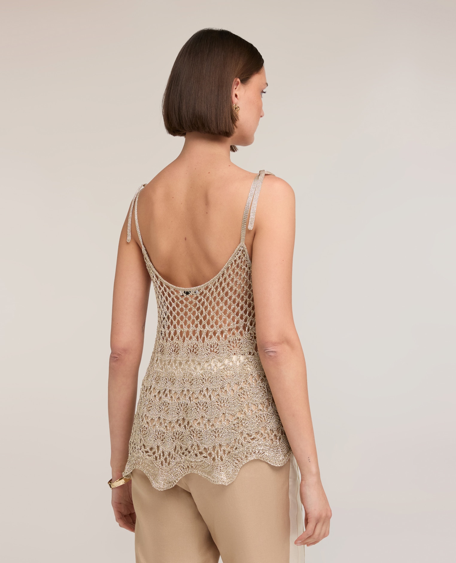 Top de mujer de punto calado en lurex modelo con escote redondo profundo - Motivi - Oro Oro-2