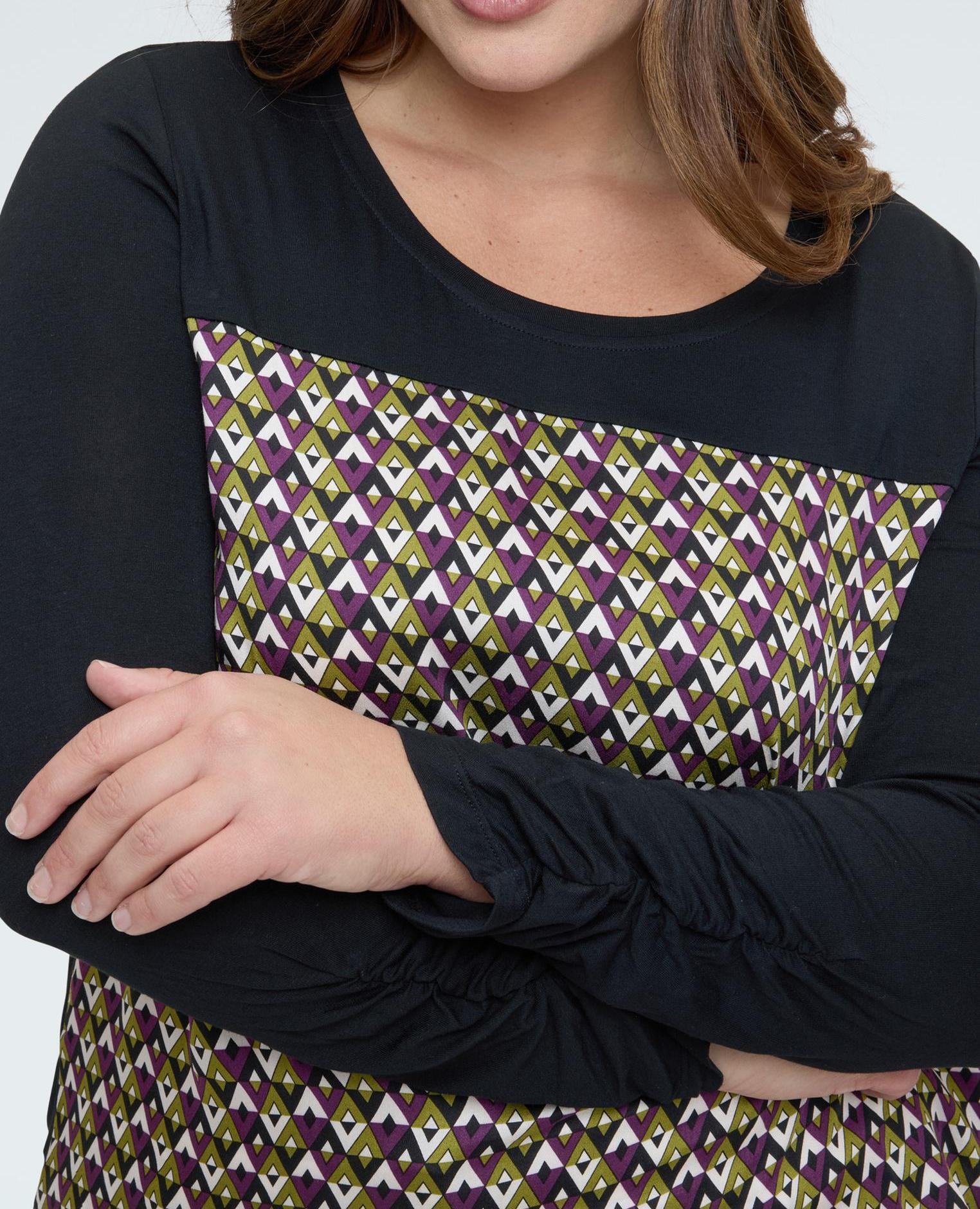Camiseta de mujer bimatérica con estampado óptico y mangas en color liso - Fiorella Rubino - Negro Negro-2