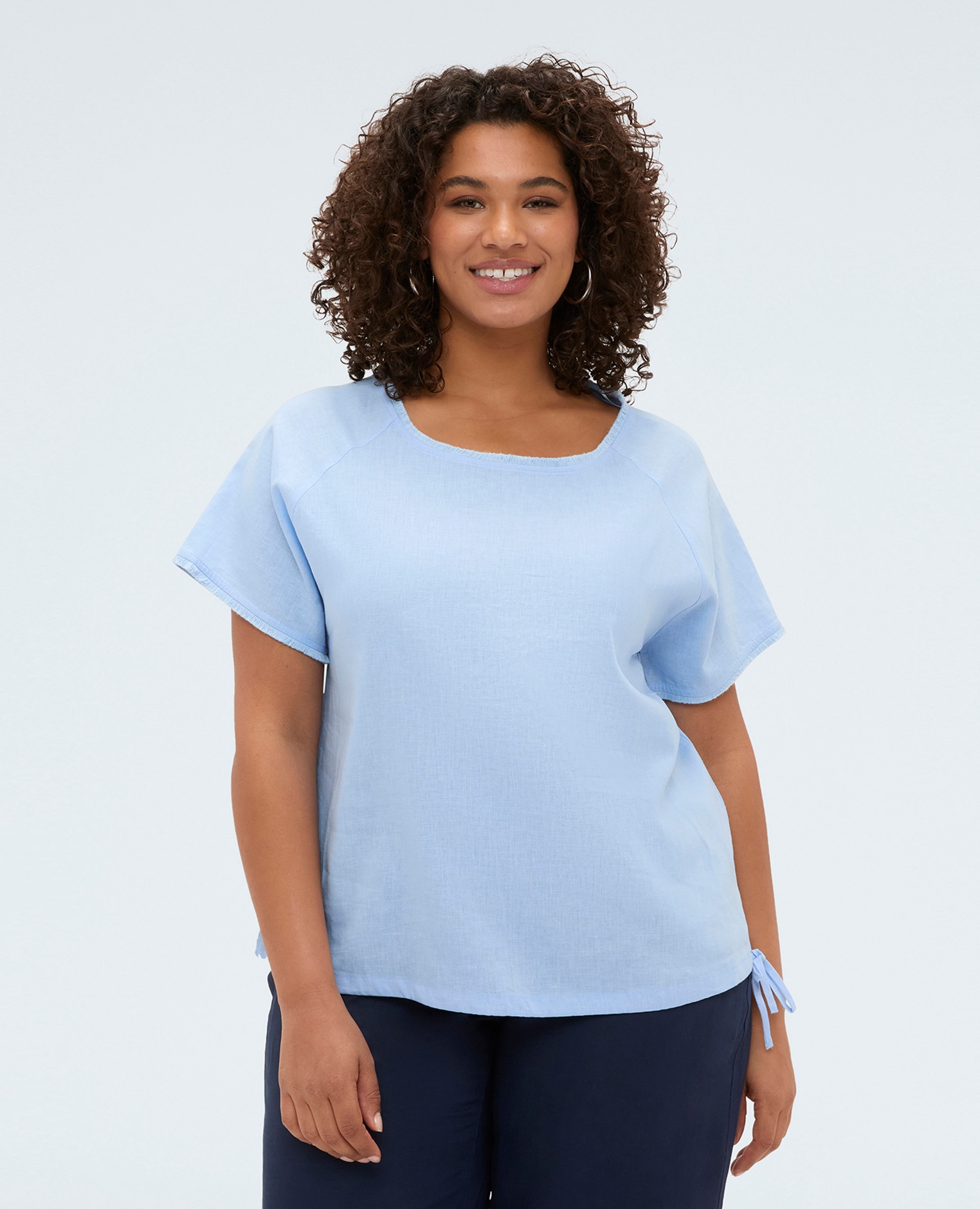 Camiseta de mujer de mezcla de lino para una sensación agradable en la piel - Fiorella Rubino - Azul claro Azul claro-1