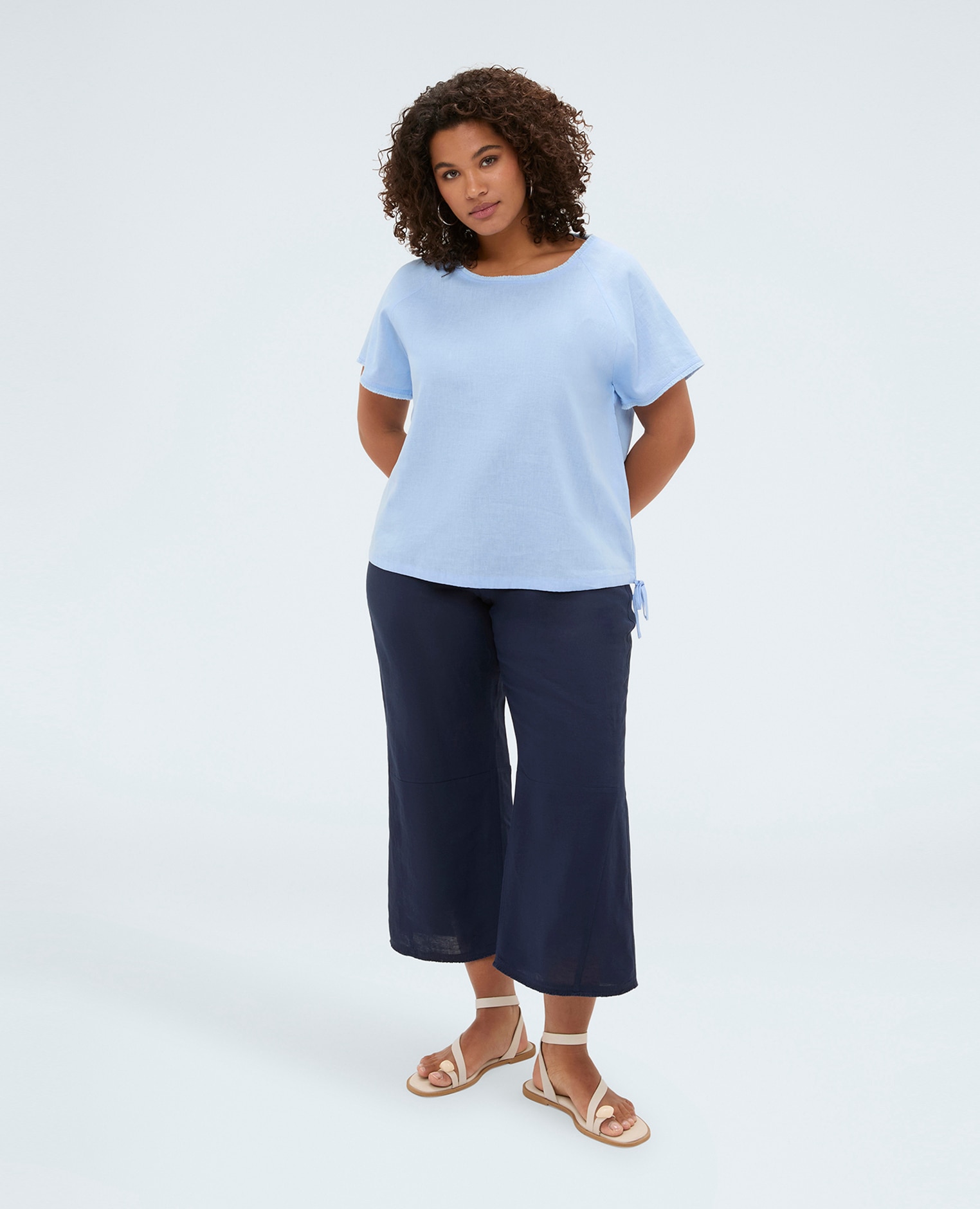 Camiseta de mujer de mezcla de lino para una sensación agradable en la piel - Fiorella Rubino - Azul claro Azul claro-3
