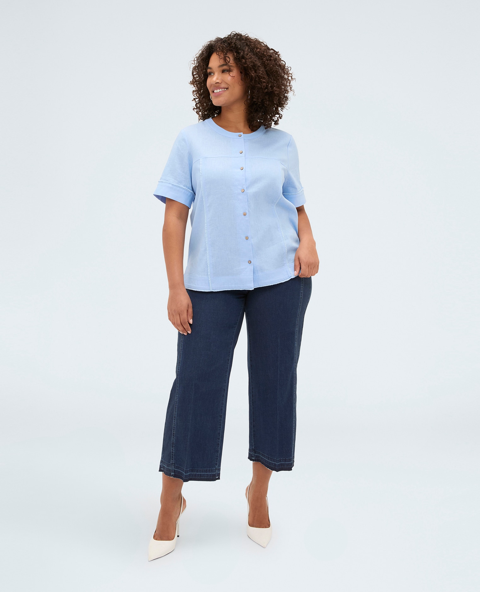 Camisa de mujer de cuello redondo en mezcla de lino y viscosa para una sensación agradable en la piel - Fiorella Rubino - Azul claro Azul claro-3