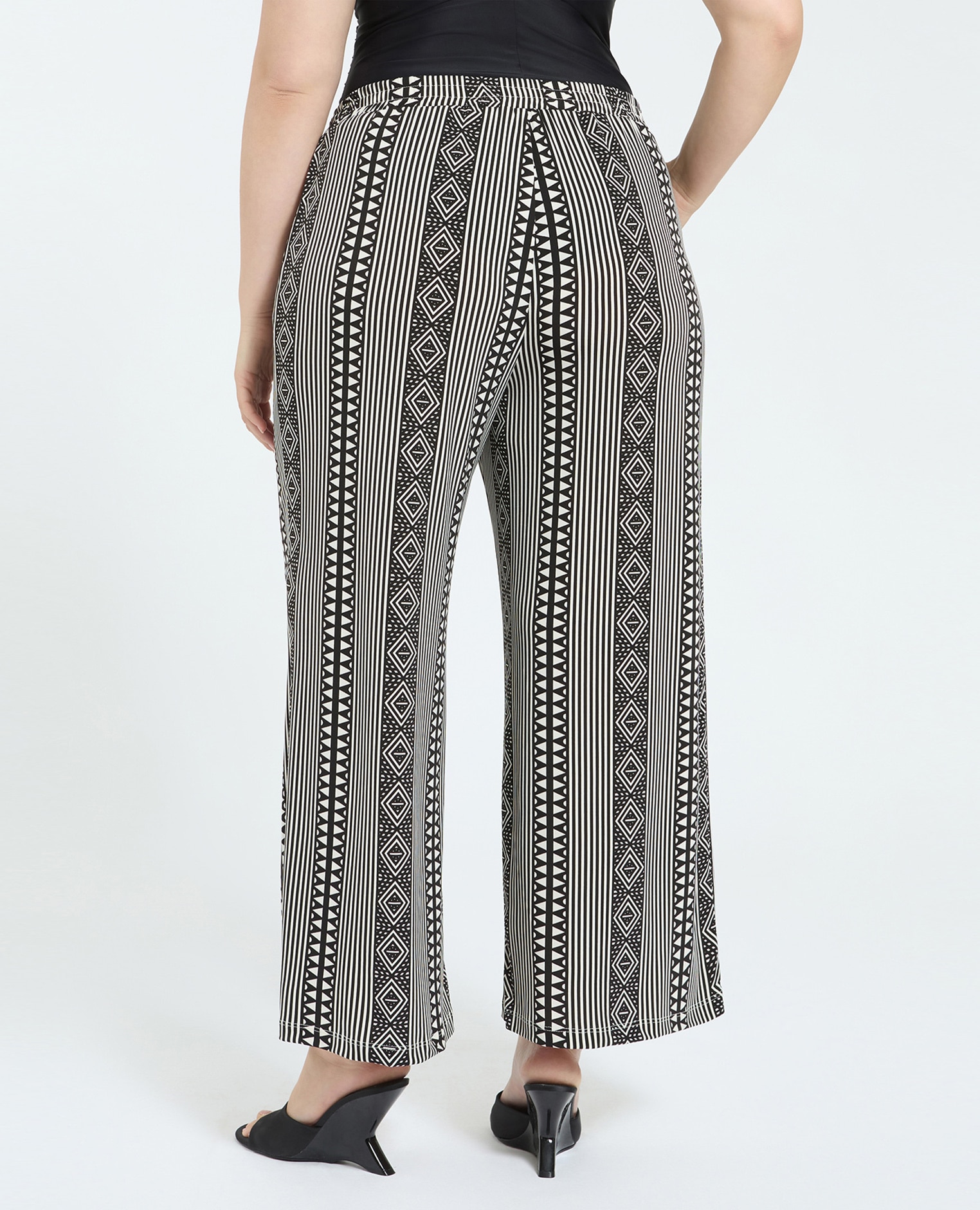 Pantalones de mujer palazzo de punto cintura elástica con cordón y borlas decorativas bolsillos laterales - Fiorella Rubino - Negro Negro-2