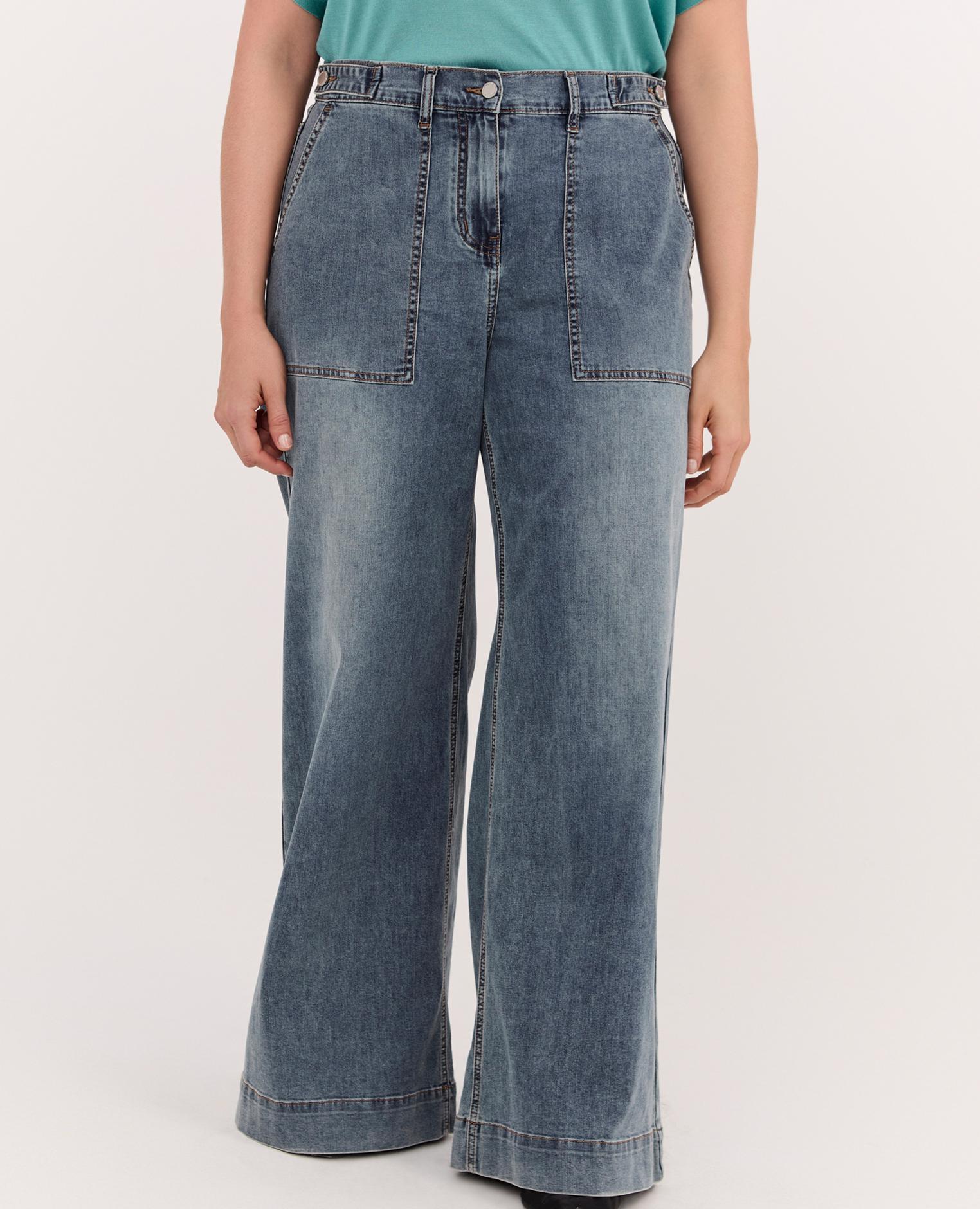 Vaqueros de mujer wide leg con maxi bolsillos dos maxibolsillos aplicados en la parte delantera y detalle con botones - Fiorella Rubino - Azul Azul-1