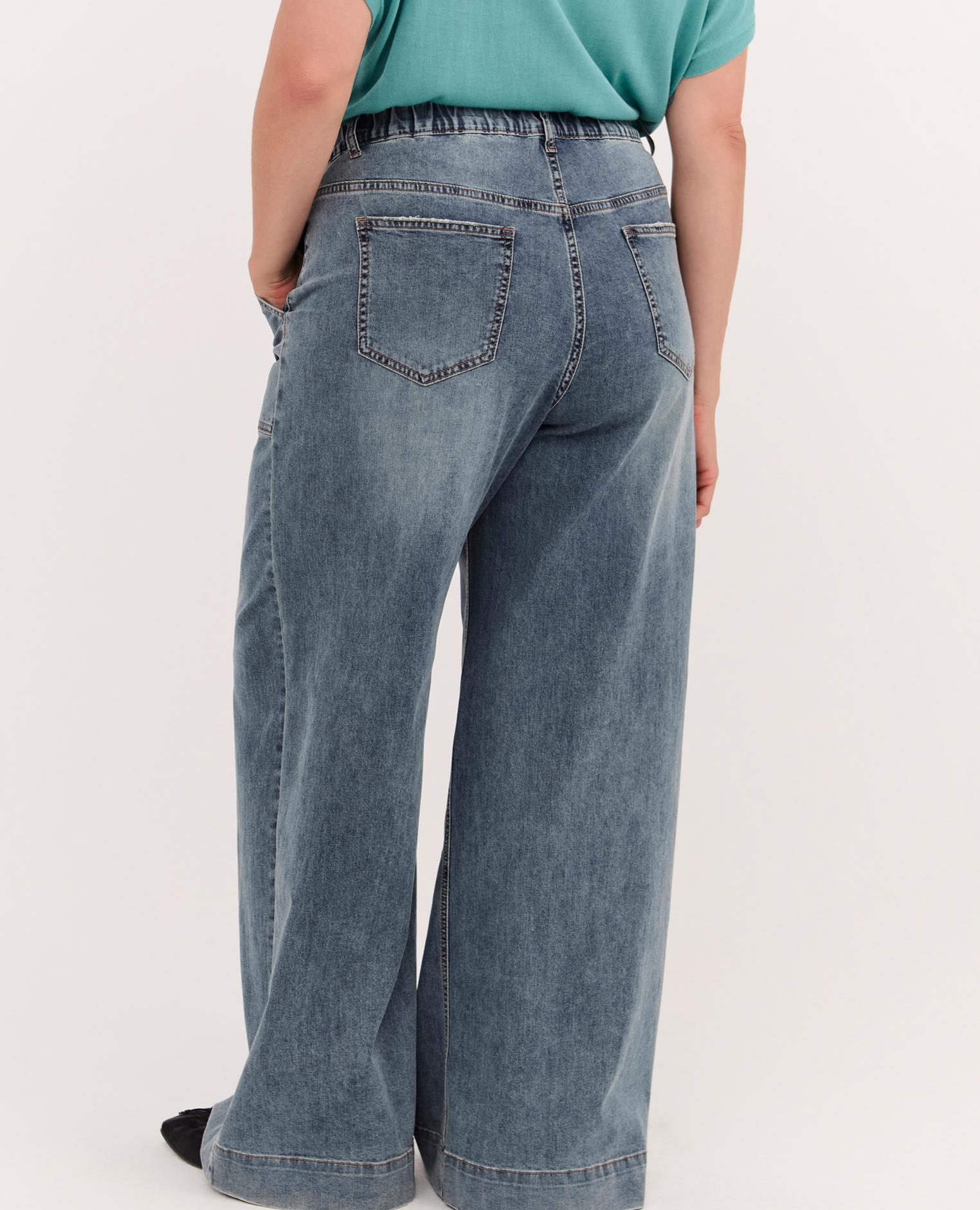 Vaqueros de mujer wide leg con maxi bolsillos dos maxibolsillos aplicados en la parte delantera y detalle con botones - Fiorella Rubino - Azul Azul-2