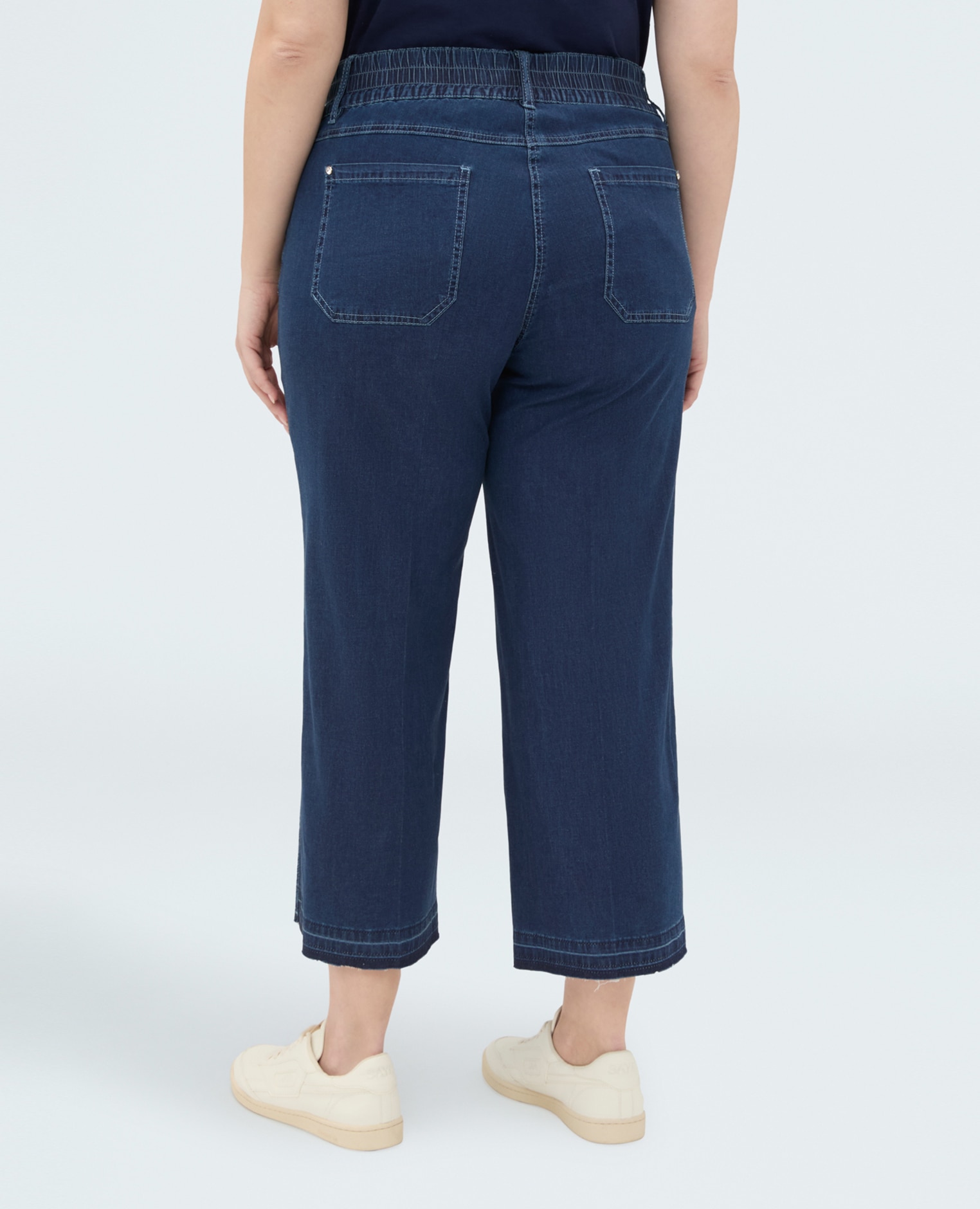 Vaqueros de mujer cropped en denim ligero cierre con doble botón y cremallera delante y elástico detrás - Fiorella Rubino - Azul Azul-2