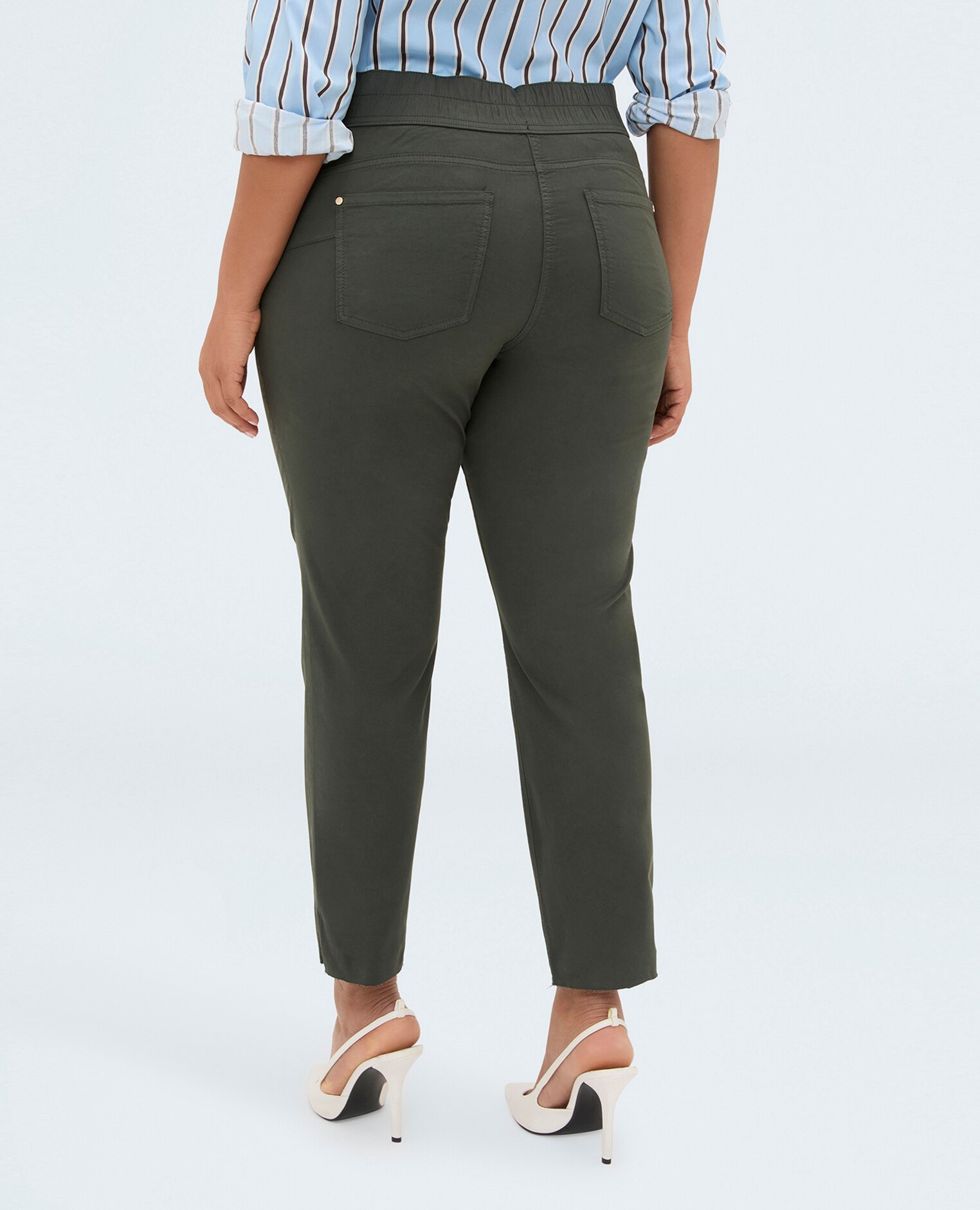 Pantalones de mujer skinny de algodón bolsillos de ojal y corte vivo en el bajo - Fiorella Rubino - Verde Verde-2