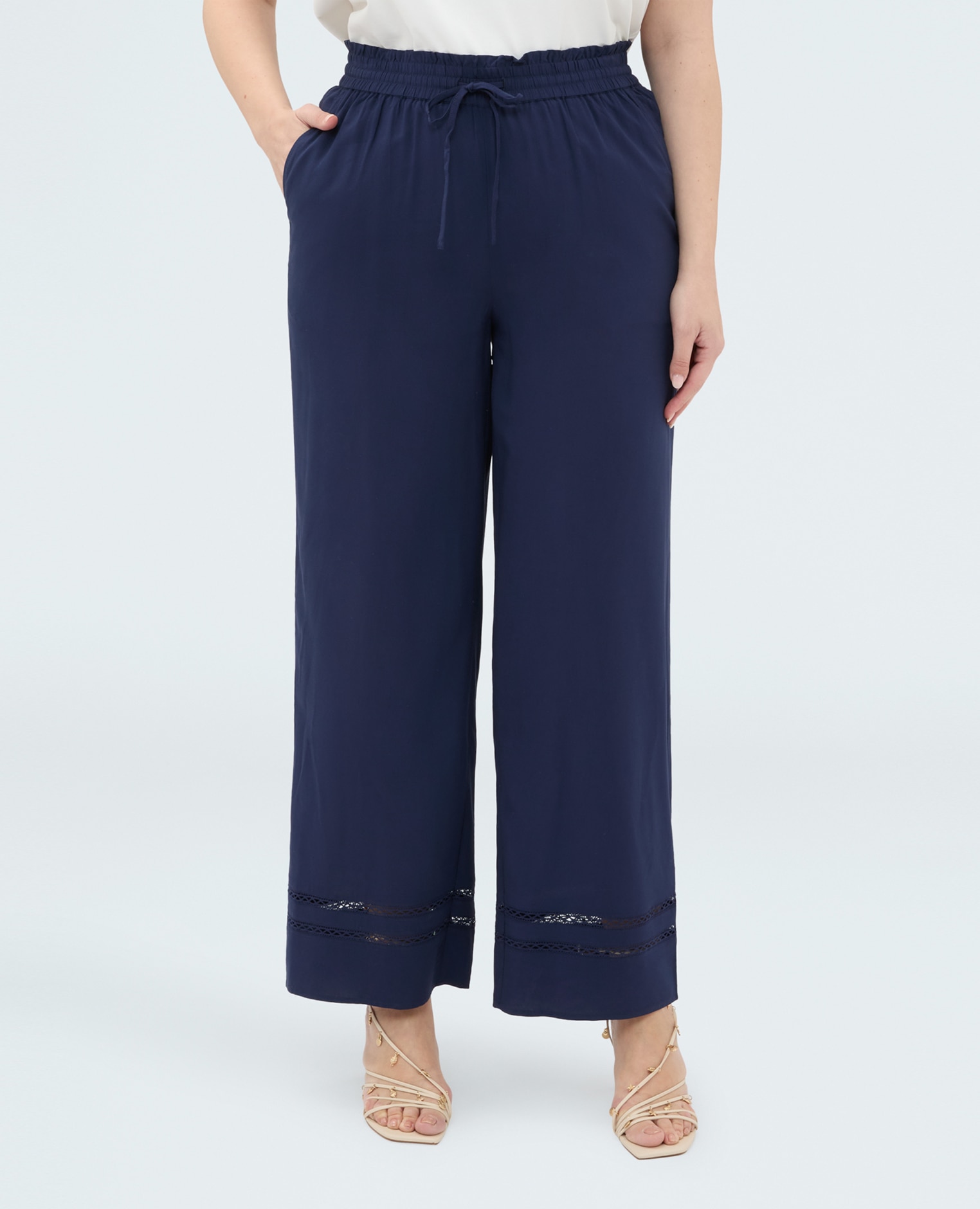 Pantalones de mujer wide leg con detalle ajour cintura elástica con cordón ajustable - Fiorella Rubino - Azul Azul-3