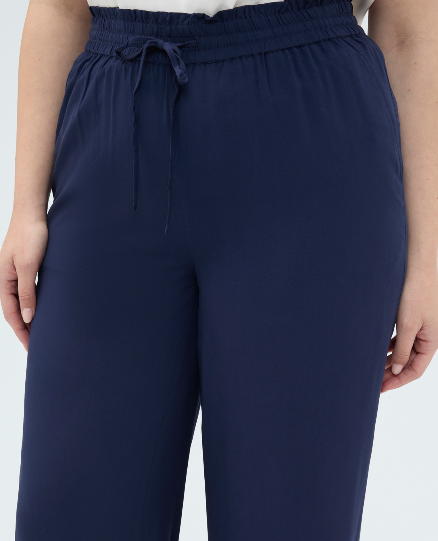 Pantalones de mujer wide leg con detalle ajour cintura elástica con cordón ajustable - Fiorella Rubino - Azul Azul-4