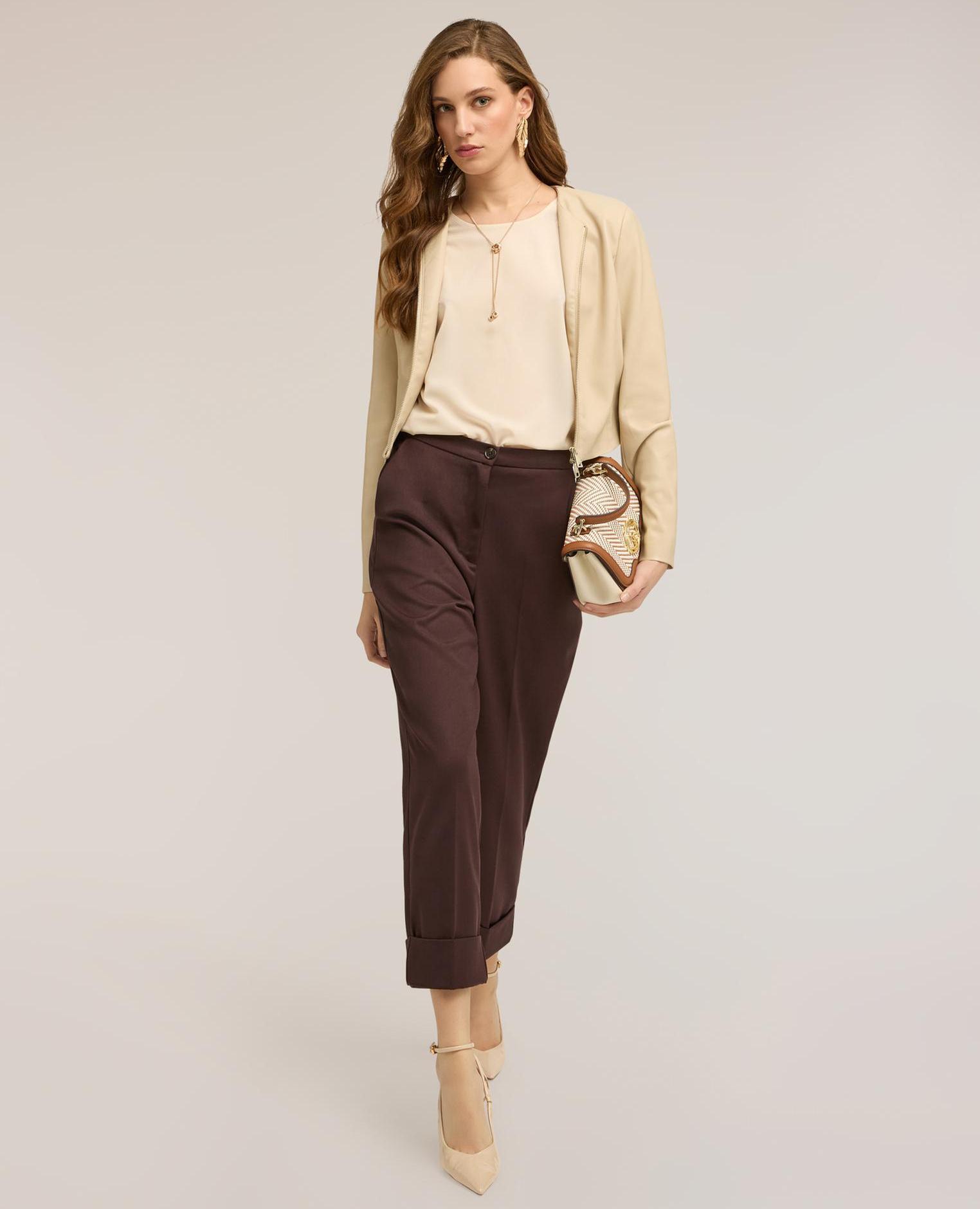 Motivi - Pantalones de mujer cropped con vuelta cierre frontal con botón y cremallera.