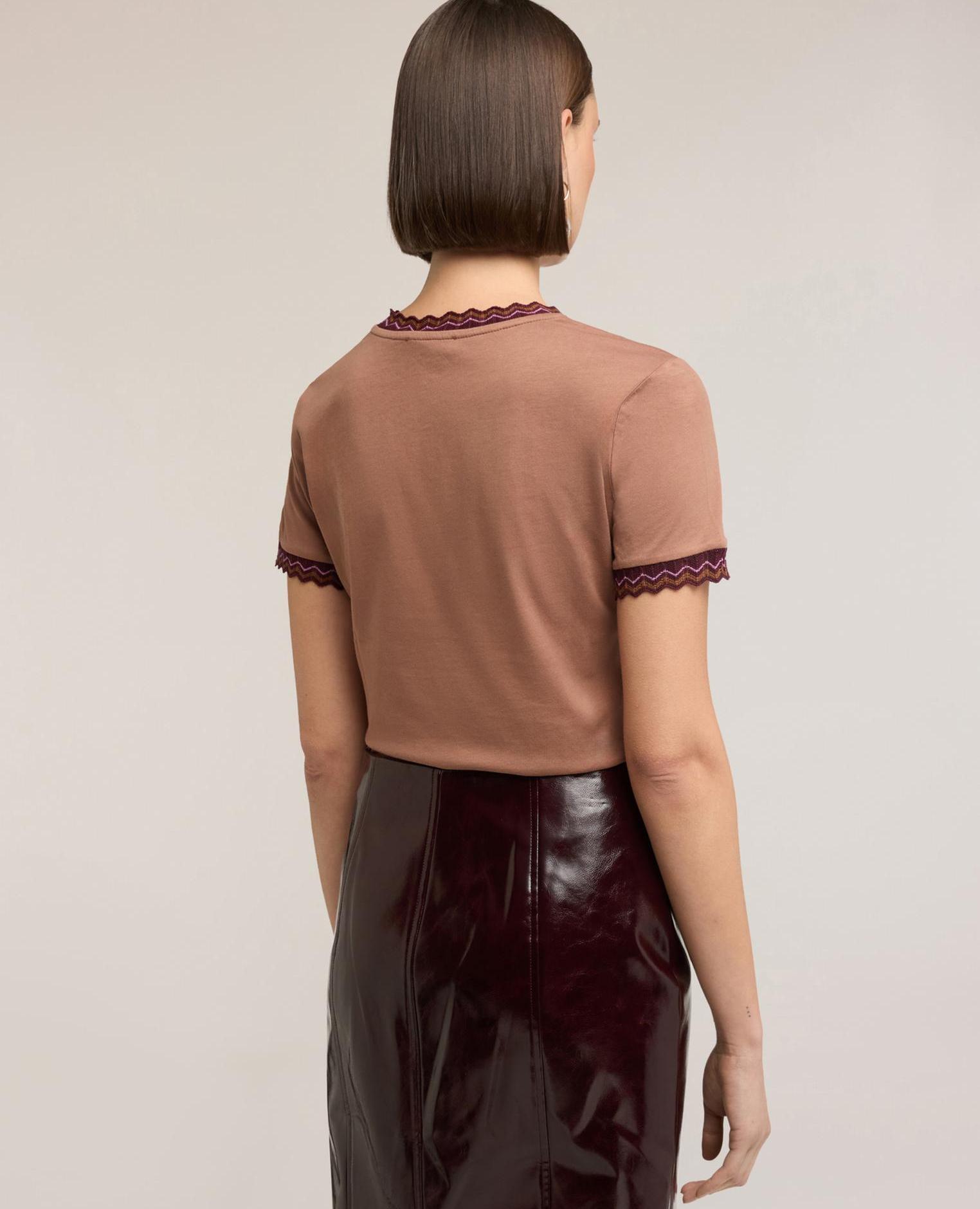Camiseta de mujer con bordes de punto bordes en punto trabajado - Motivi - Marrón Marrón-2