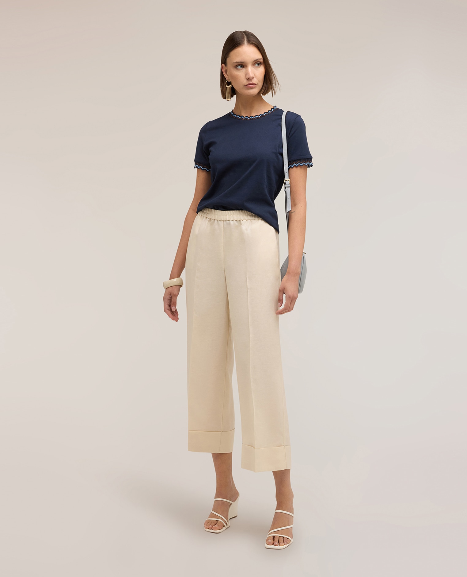 Camiseta de mujer con bordes de punto bordes en punto trabajado - Motivi - Azul Azul-3
