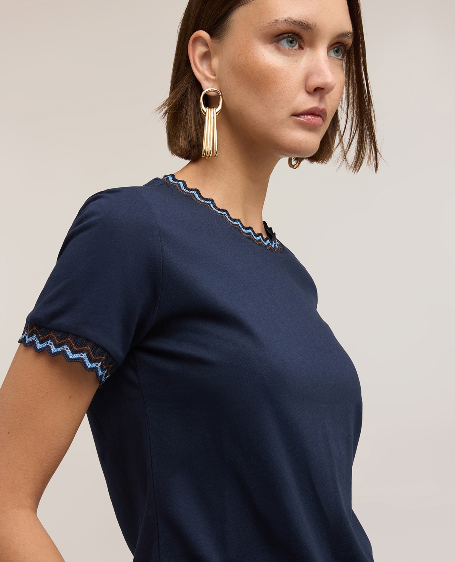 Camiseta de mujer con bordes de punto bordes en punto trabajado - Motivi - Azul Azul-4