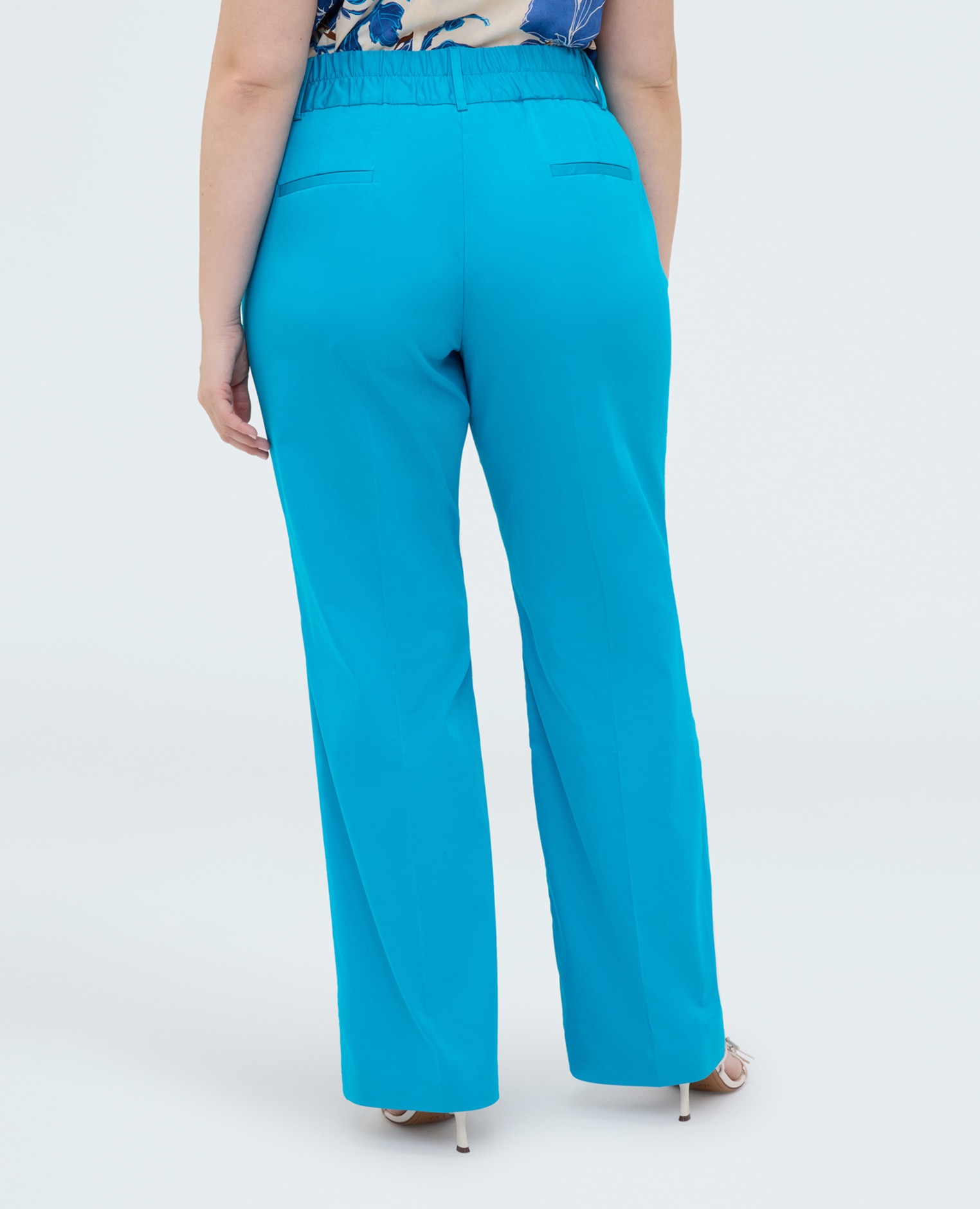 Pantalones de mujer regular de mezcla de algodón confeccionados en tejido elástico - Fiorella Rubino - Azul claro Azul claro-2