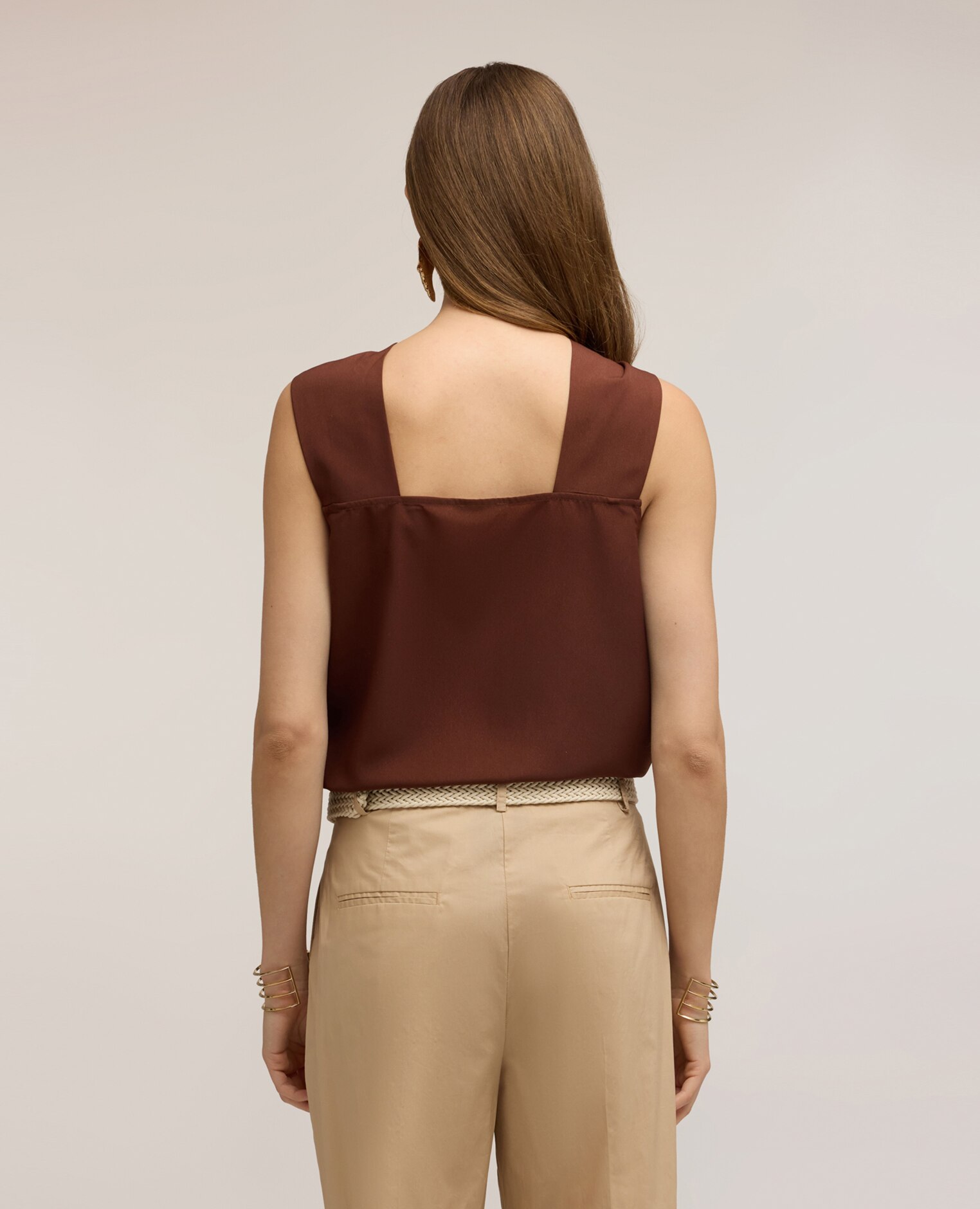 Top de mujer de crepé de china con anilla escote halter con detalle de anilla - Motivi - Marrón Marrón-2