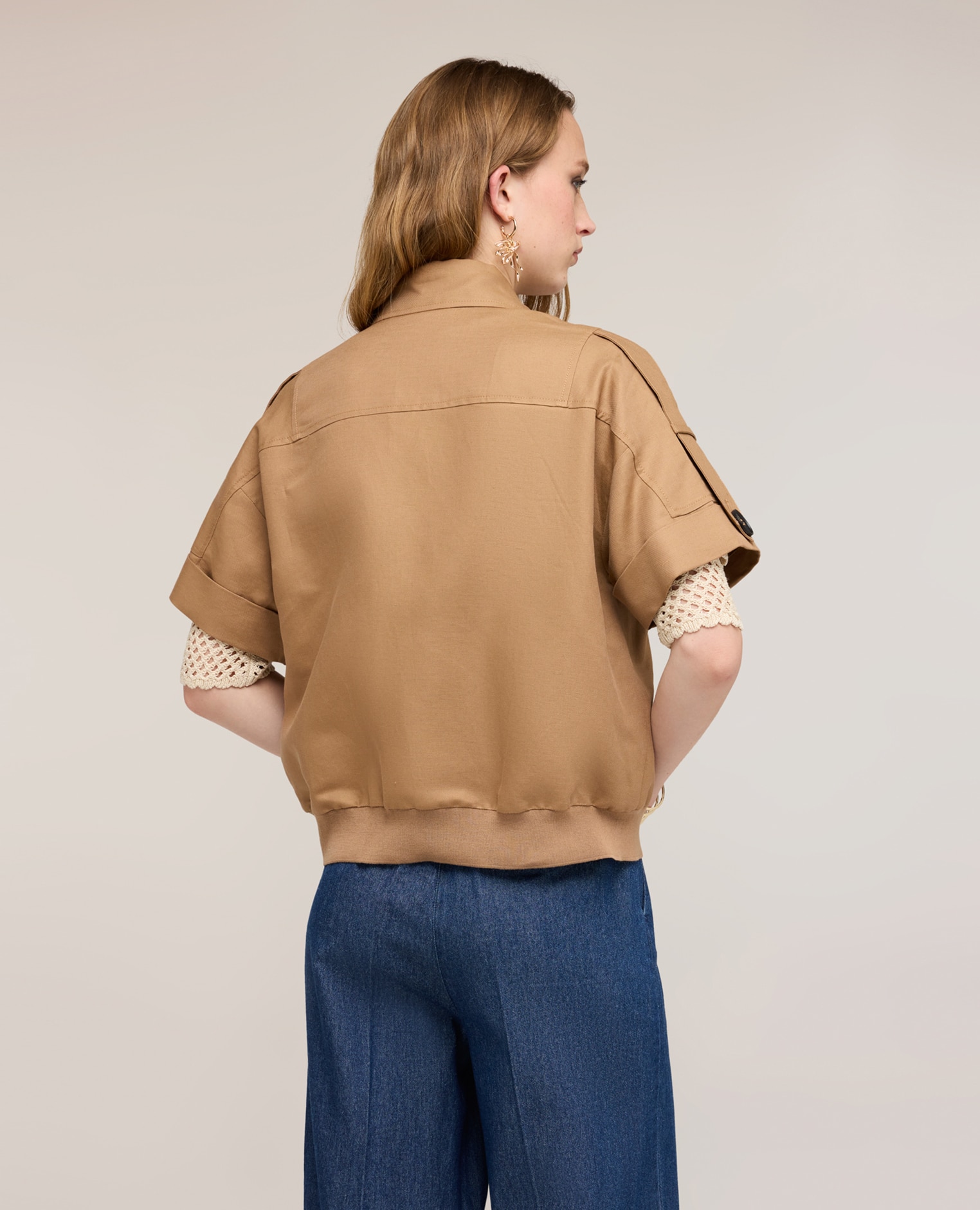 Chaqueta de mujer de manga corta mezcla de lino modelo con ajuste oversize cierre frontal con botones - Motivi - Marrón Marrón-2