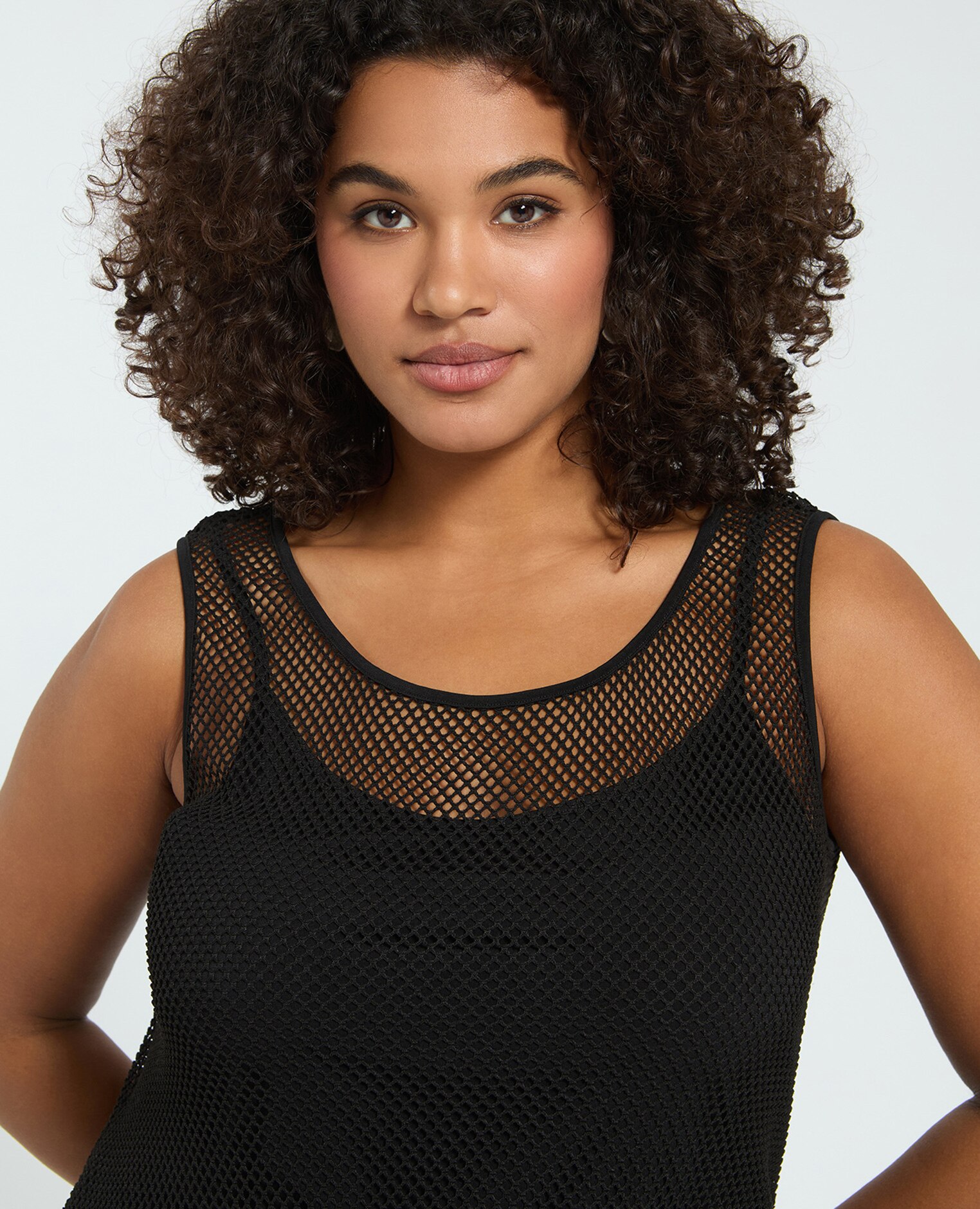 Vestido corto perforado cuello redondo - Fiorella Rubino - Negro Negro-4