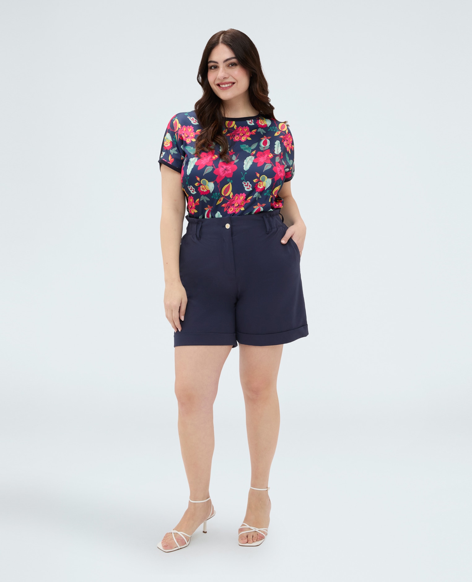 Fiorella Rubino - Pantalones de mujer bermuda en punto milano bolsillos americanos.