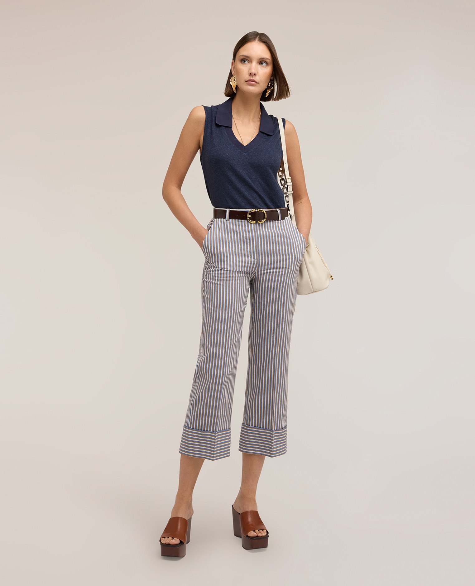 Pantalones de mujer cropped a rayas en mezcla de algodón ajuste regular cierre frontal con botones y cremallera - Motivi - Azul claro Azul claro-1