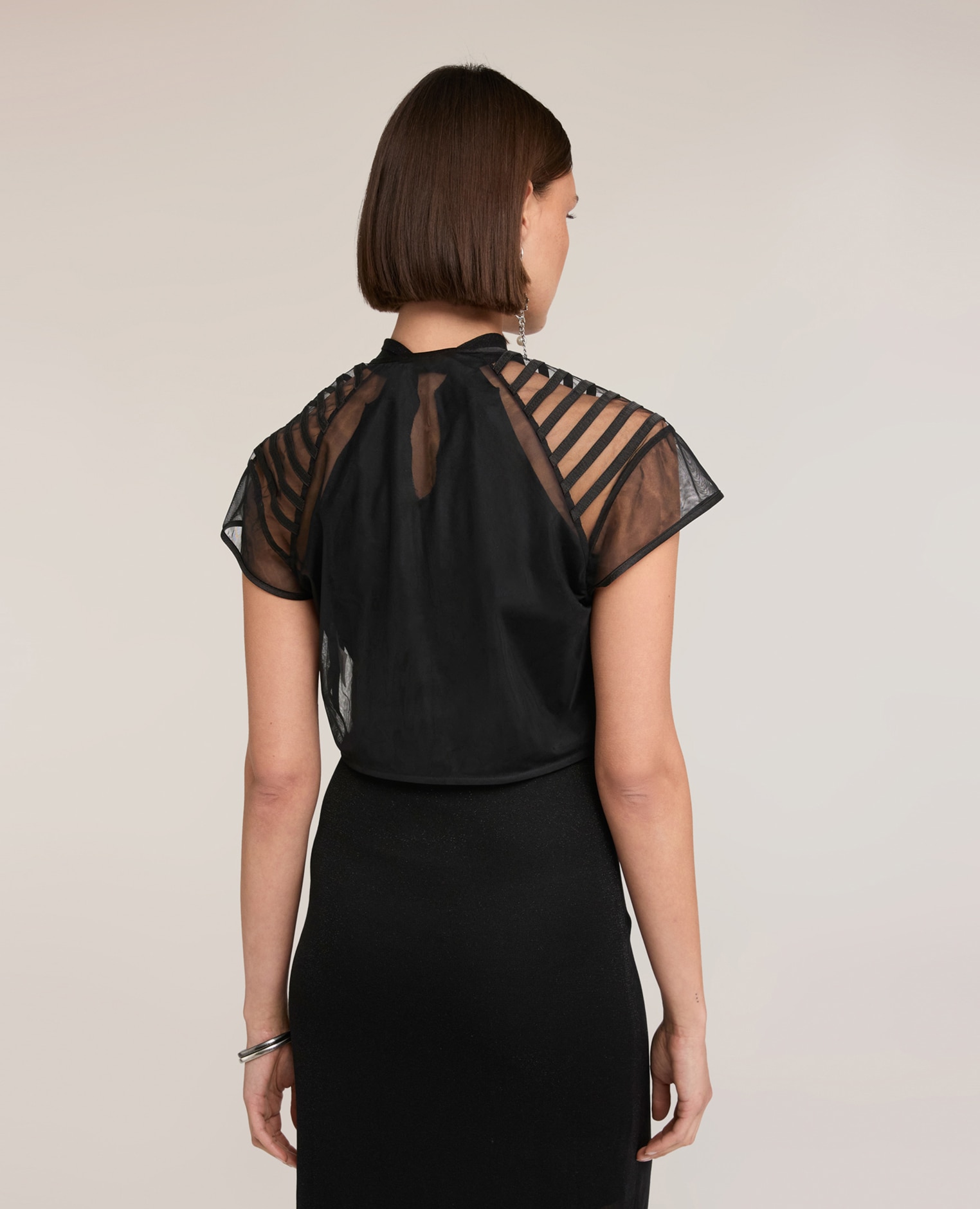 Cubre de mujer hombros de tul y raso ajuste regular escote redondo sin cierre - Motivi - Negro Negro-2