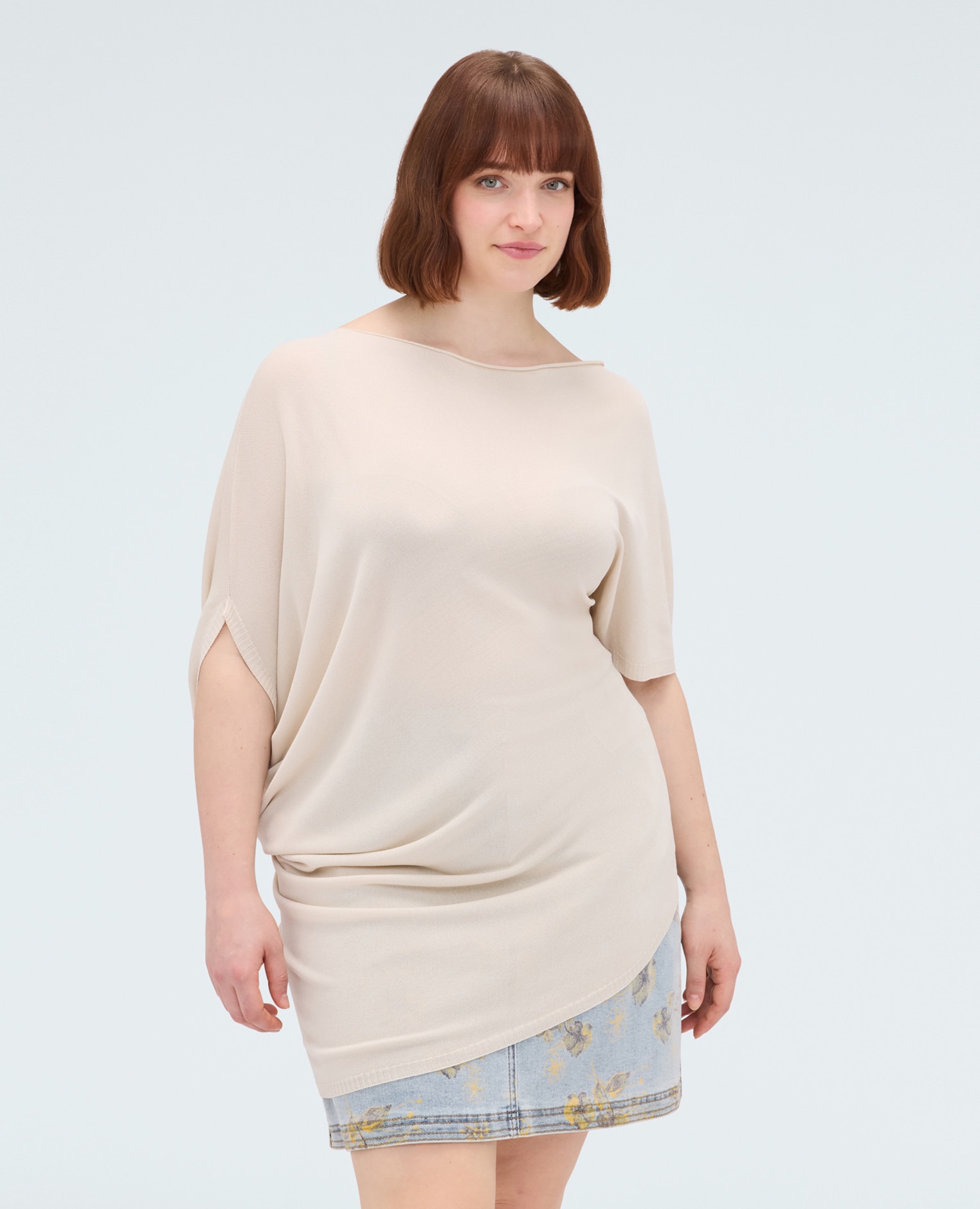 Jersey de mujer asimétrico en mezcla de viscosa mangas cortas bordes de corte vivo - Fiorella Rubino - Beige Beige-1