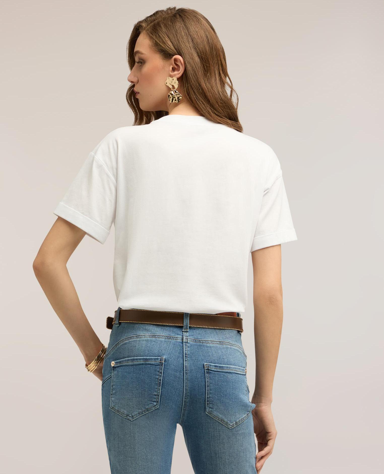 Camiseta de mujer de jersey con aplicaciones florales ajuste boxy con escote redondo - Motivi - Blanco Blanco-2