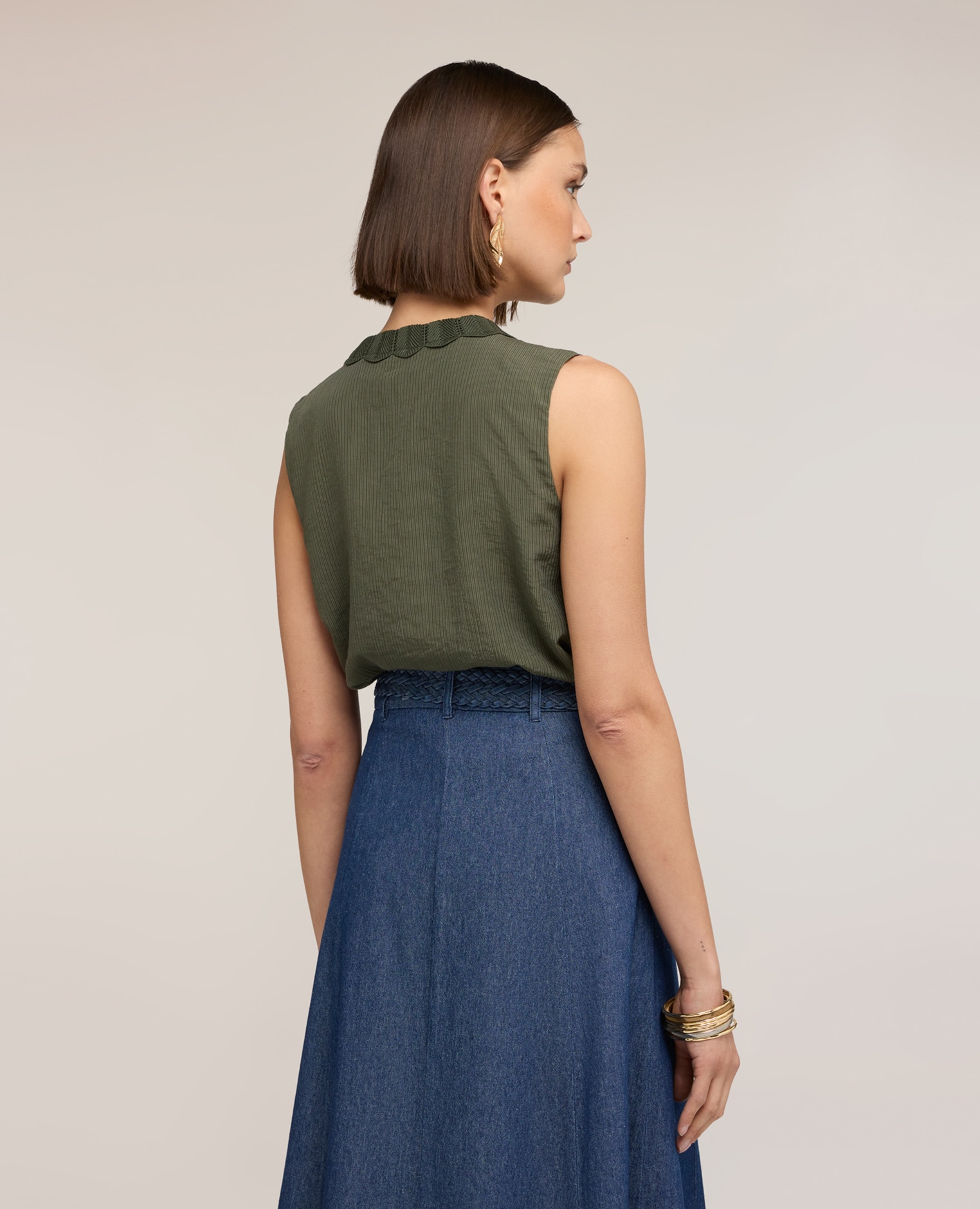 Top de mujer mezcla lyocell con bordes de punto ajuste holgado con cierre frontal de botones - Motivi - Verde militar Verde militar-2