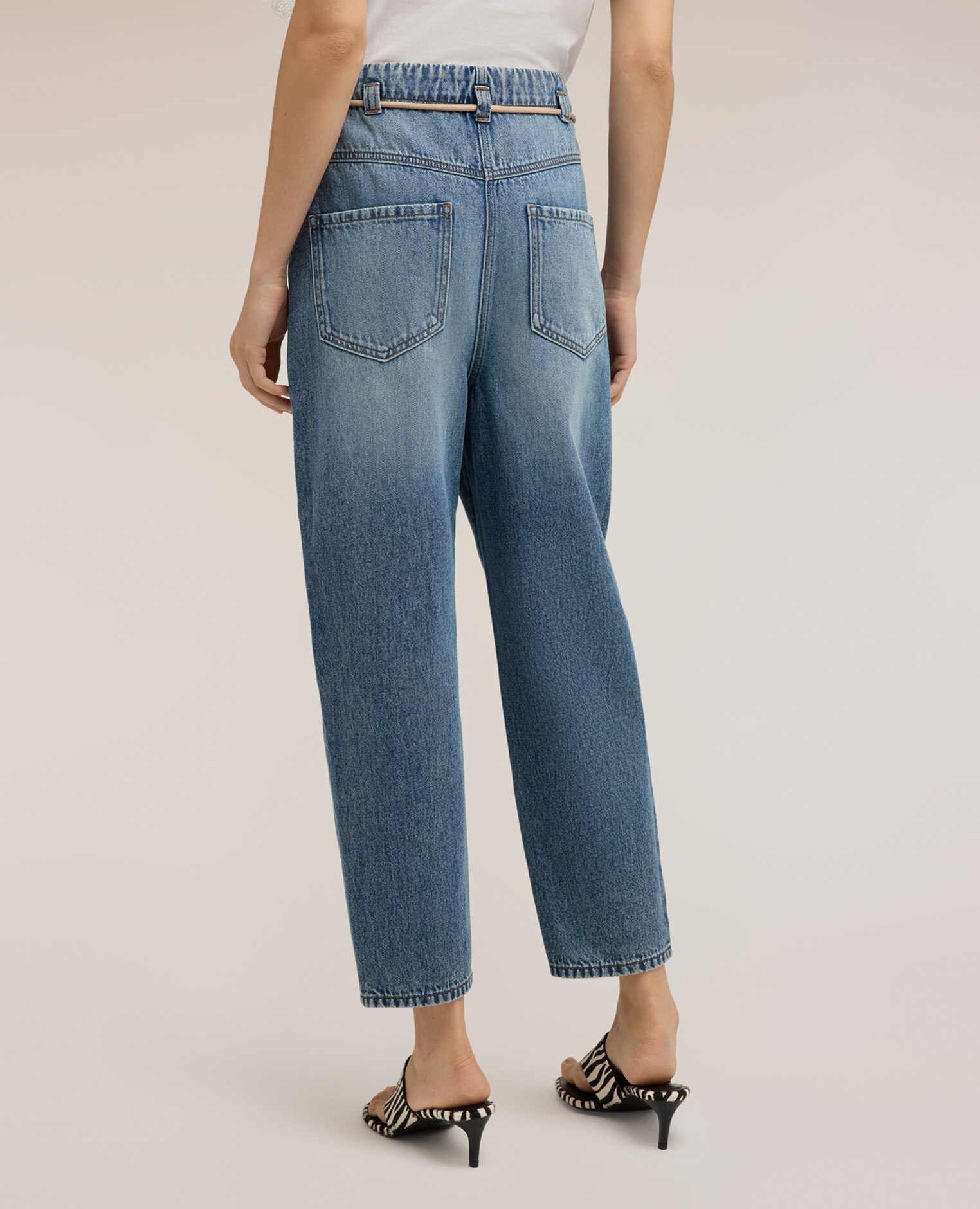 Jeans de mujer boyfriend con cordón cintura de bolsa con elástico cierre frontal con botones y cremallera - Motivi - Azul claro Azul claro-2