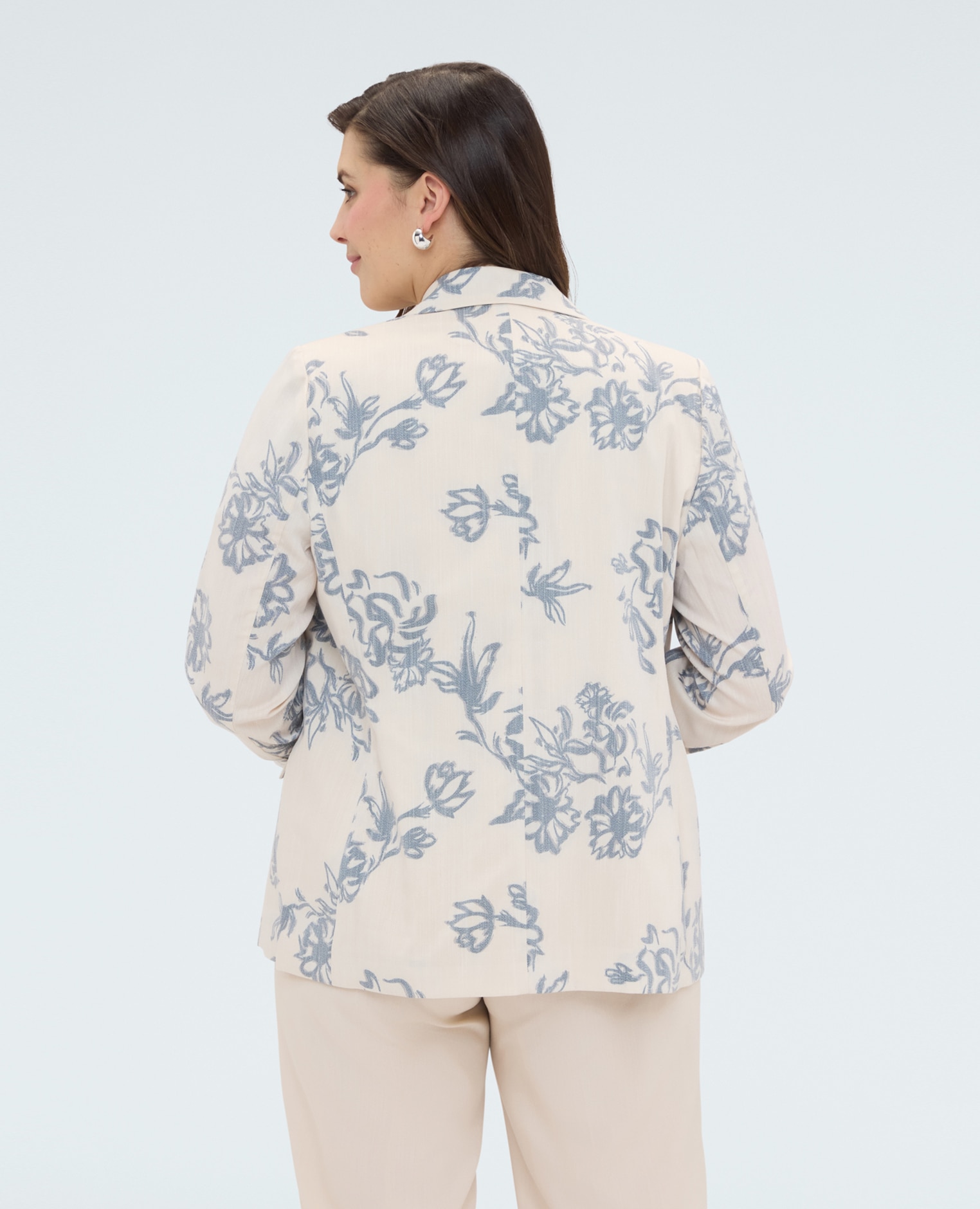 Blazer de mujer con estampado floral cierre de botonadura sencilla con dos botones - Fiorella Rubino - Beige Beige-2