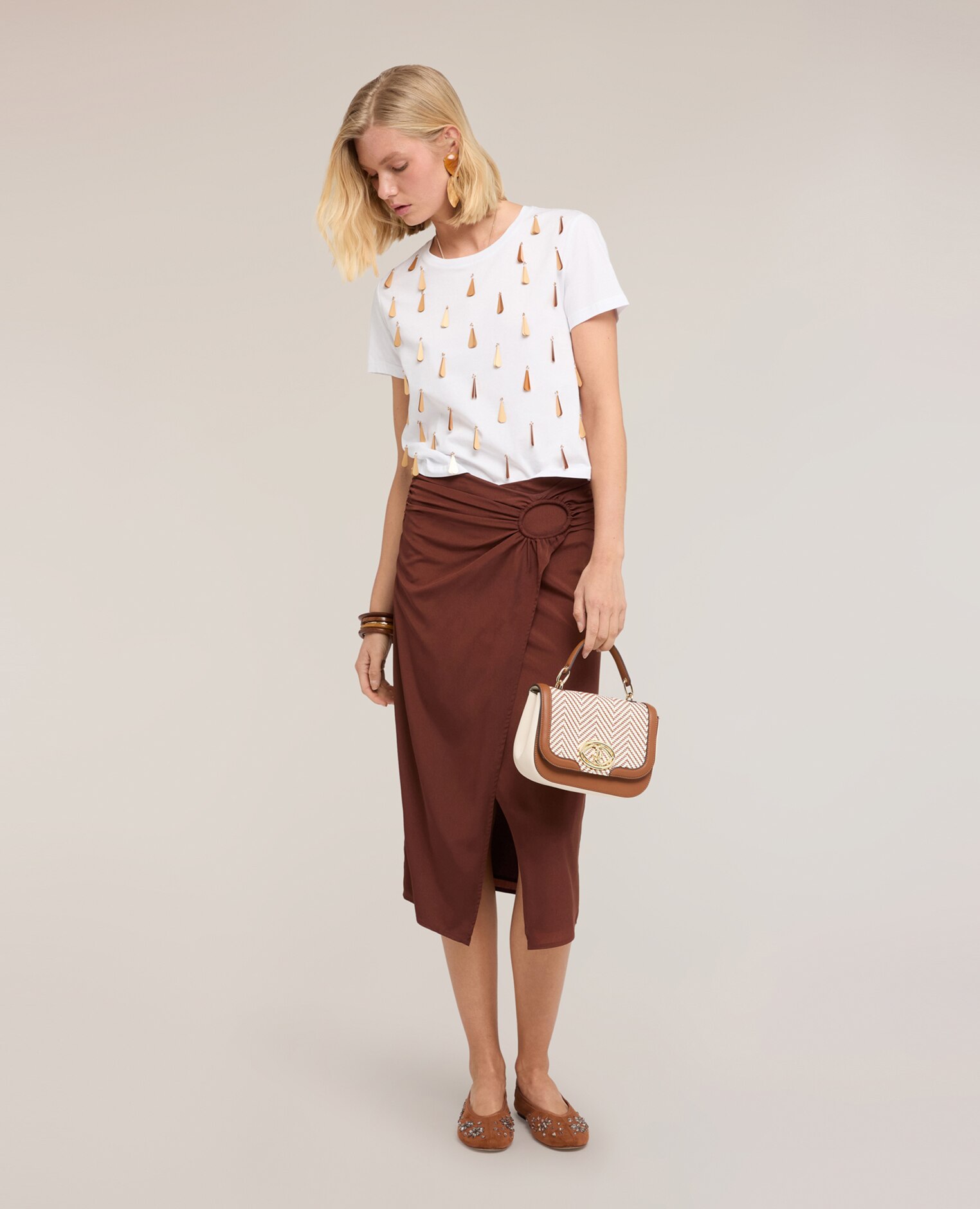Camiseta de mujer con bordado de lentejuelas ajuste regular con escote redondo - Motivi - Blanco Blanco-3